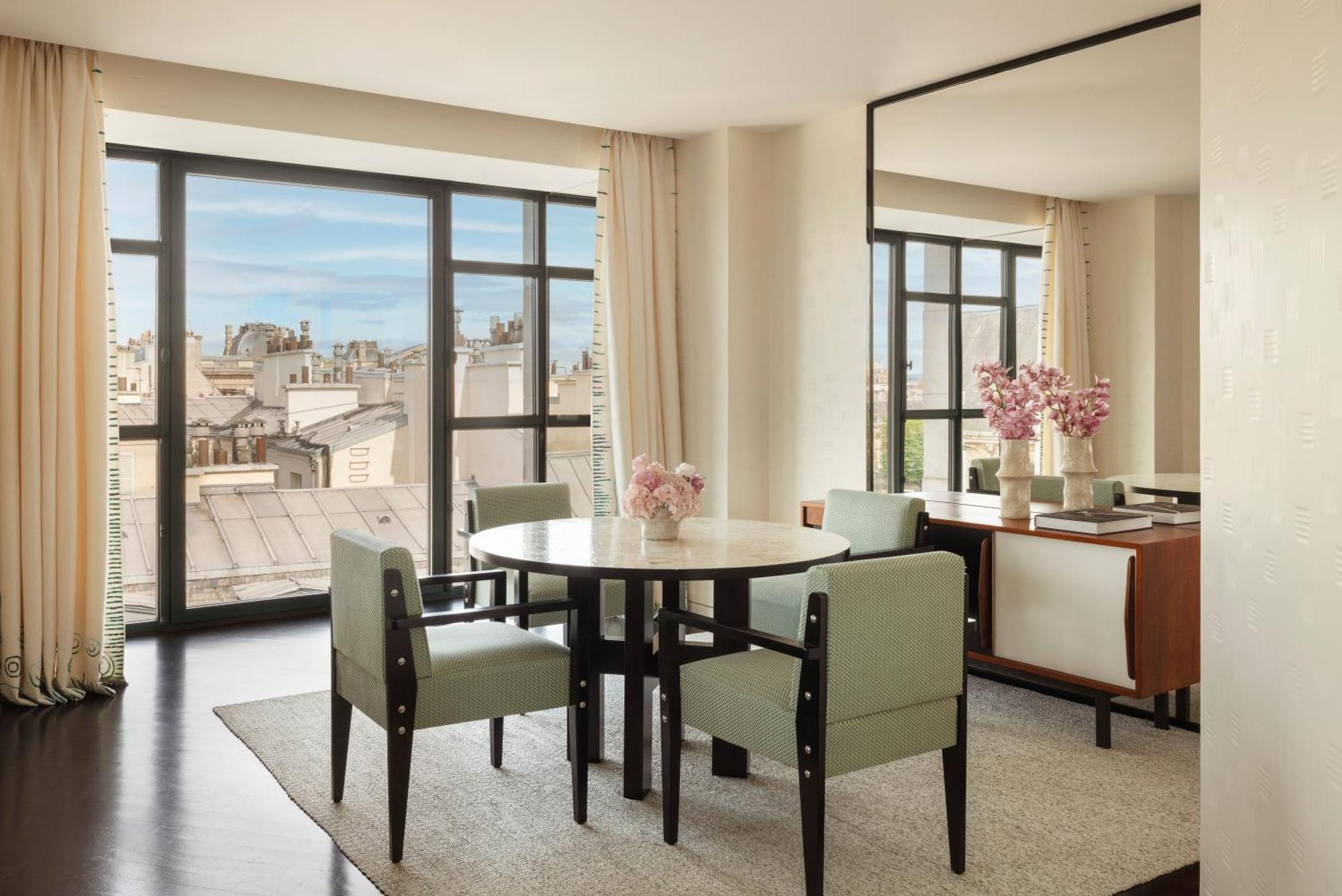 Eiffel Suite