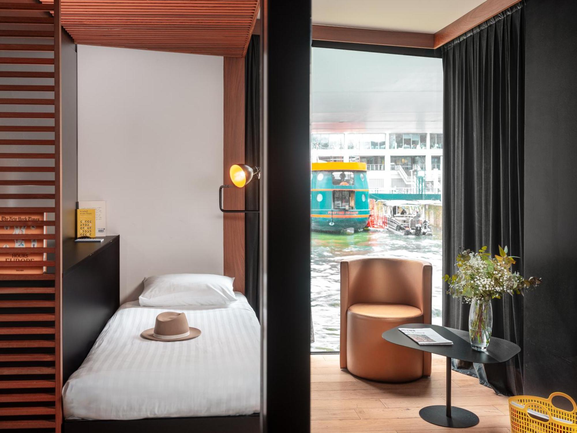 Horizon Suite Seine River View