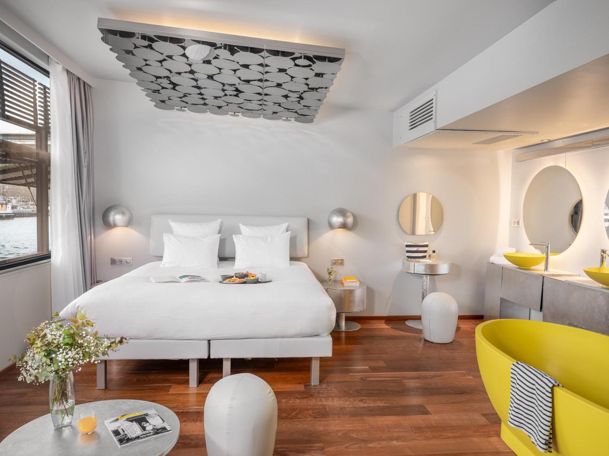 Designer Silver Suite