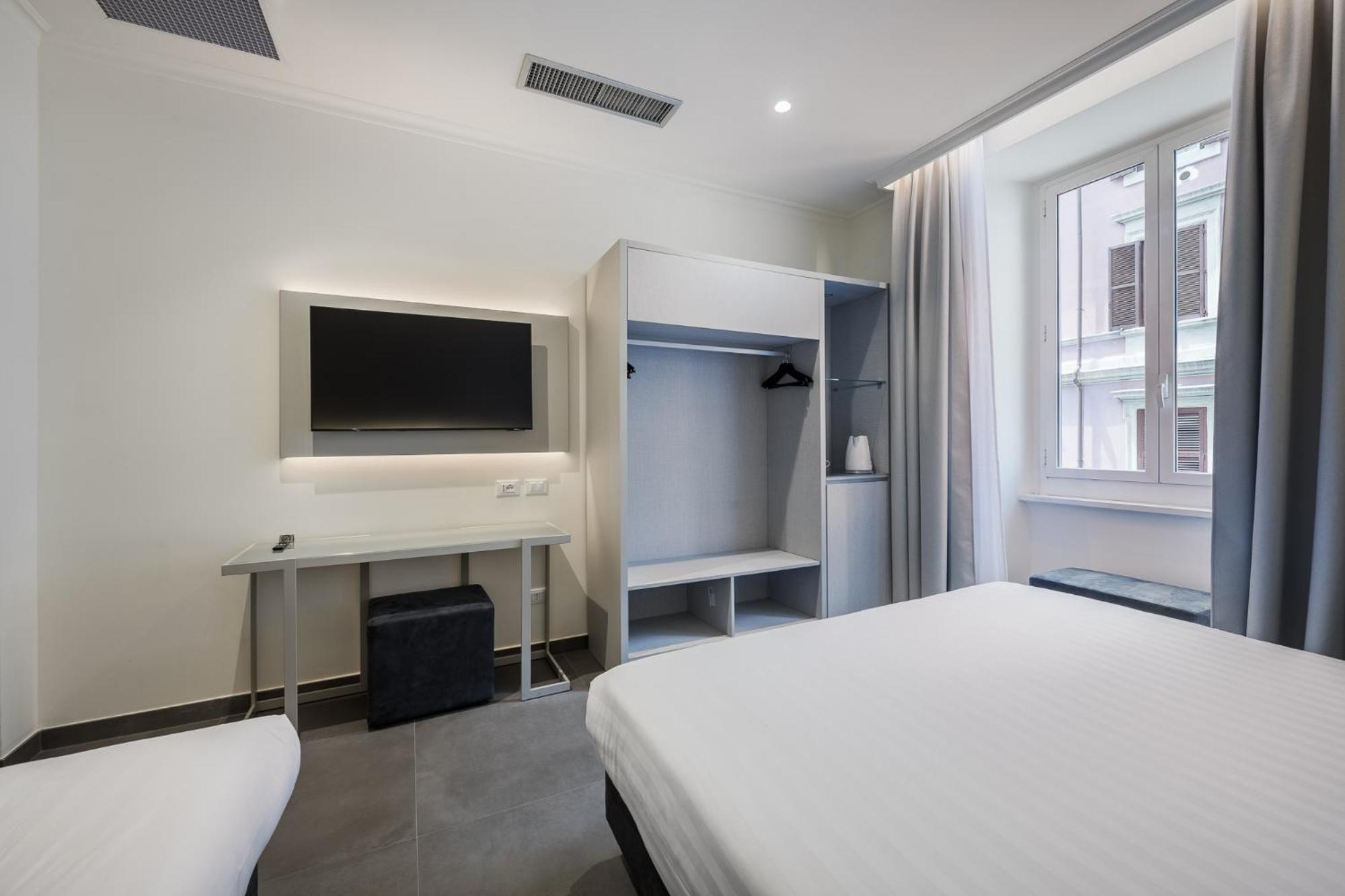 Superior Triple Room