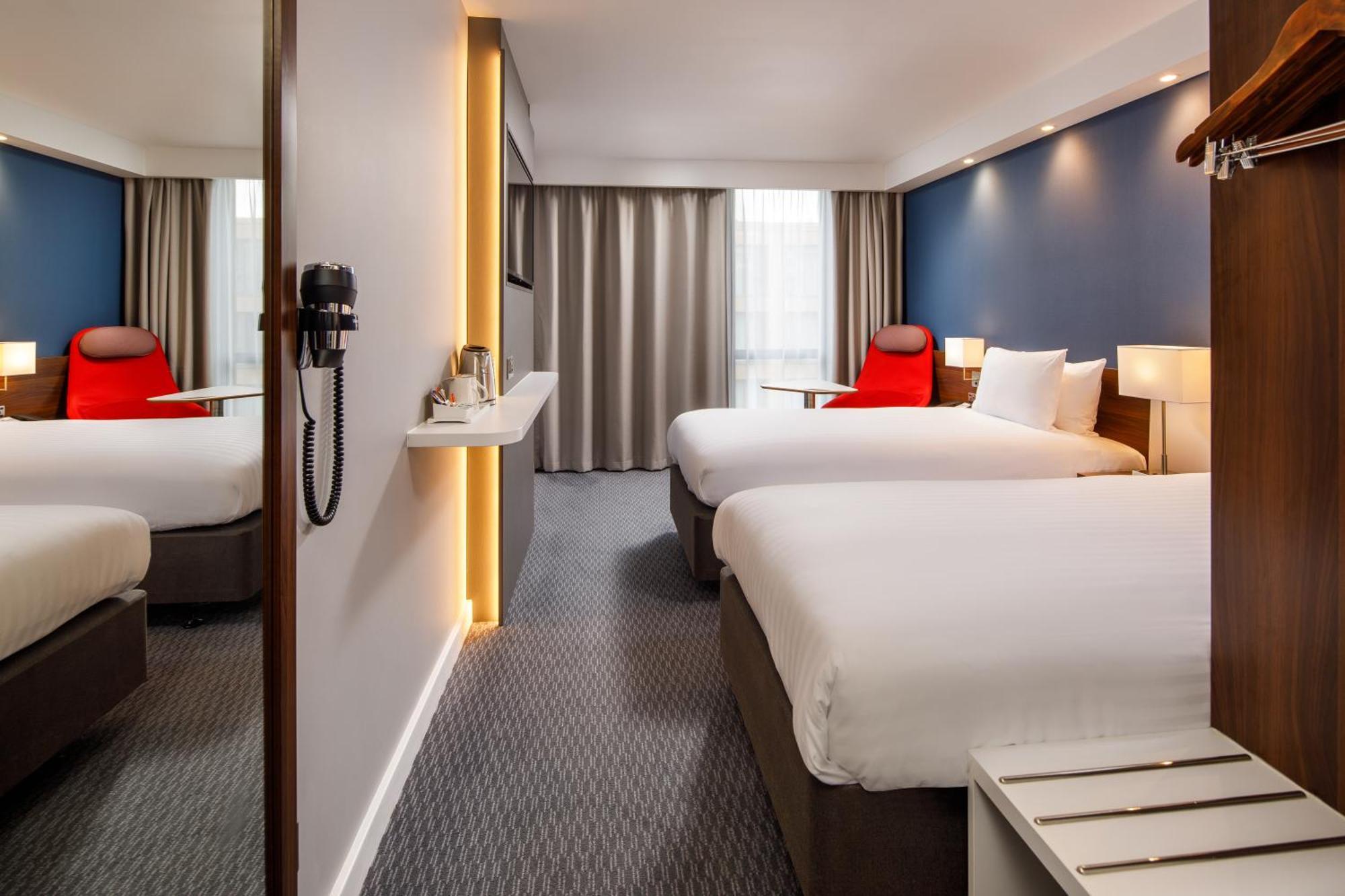 Standard Twin Room Hot