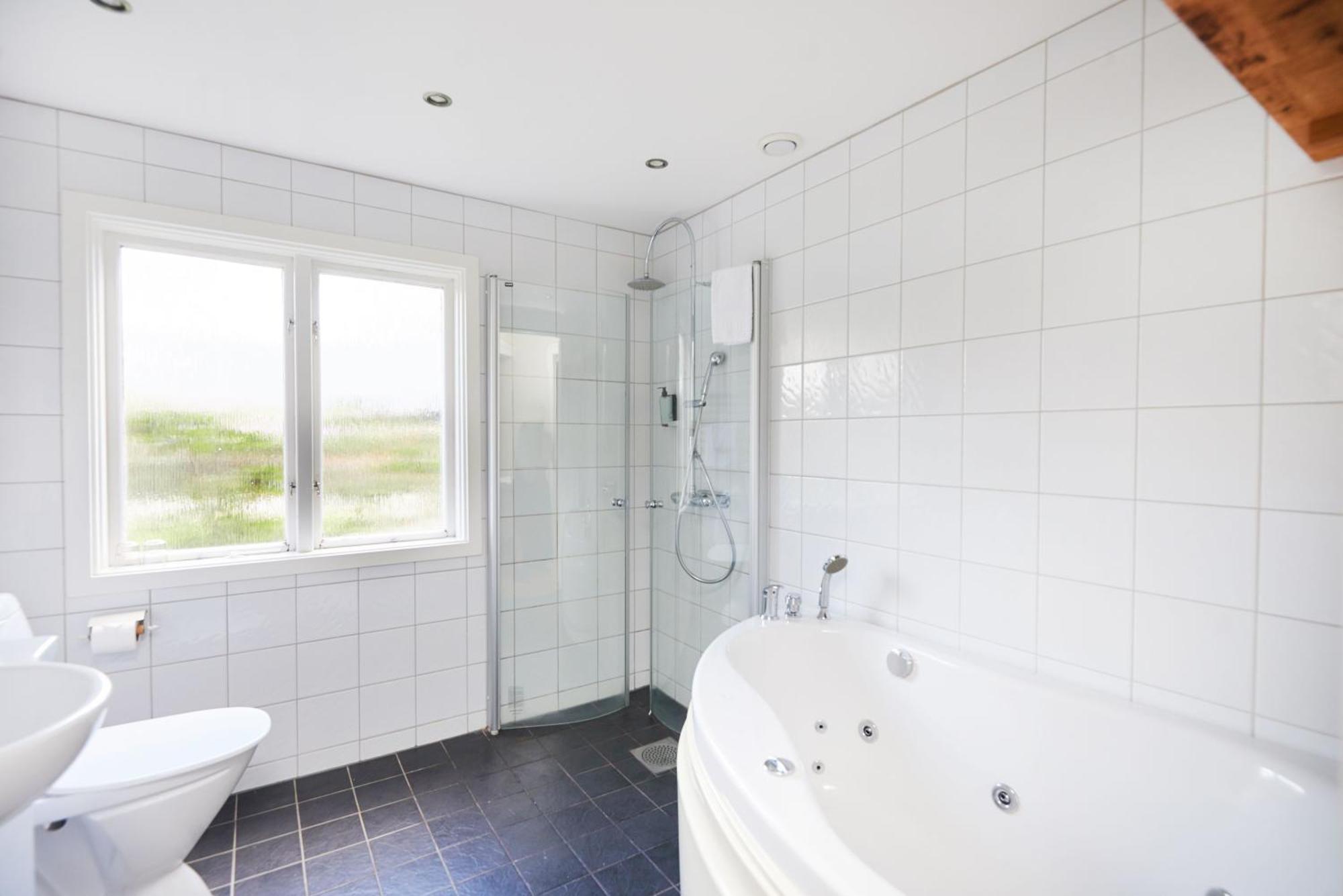 Deluxe Double Room,1599645590:JPEG