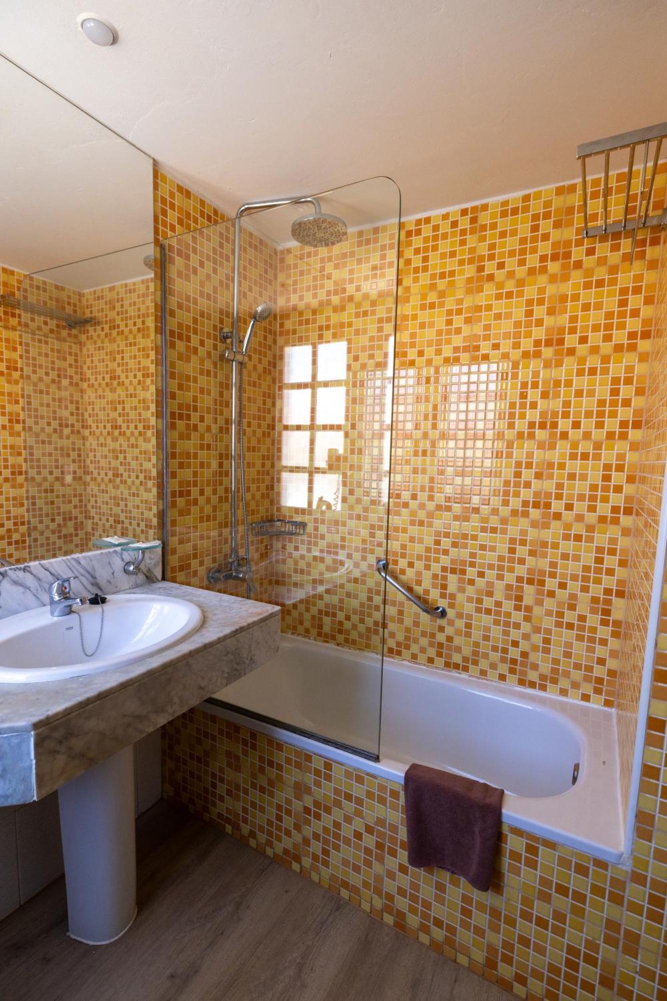 One-Bedroom Apartment Double Or Twin