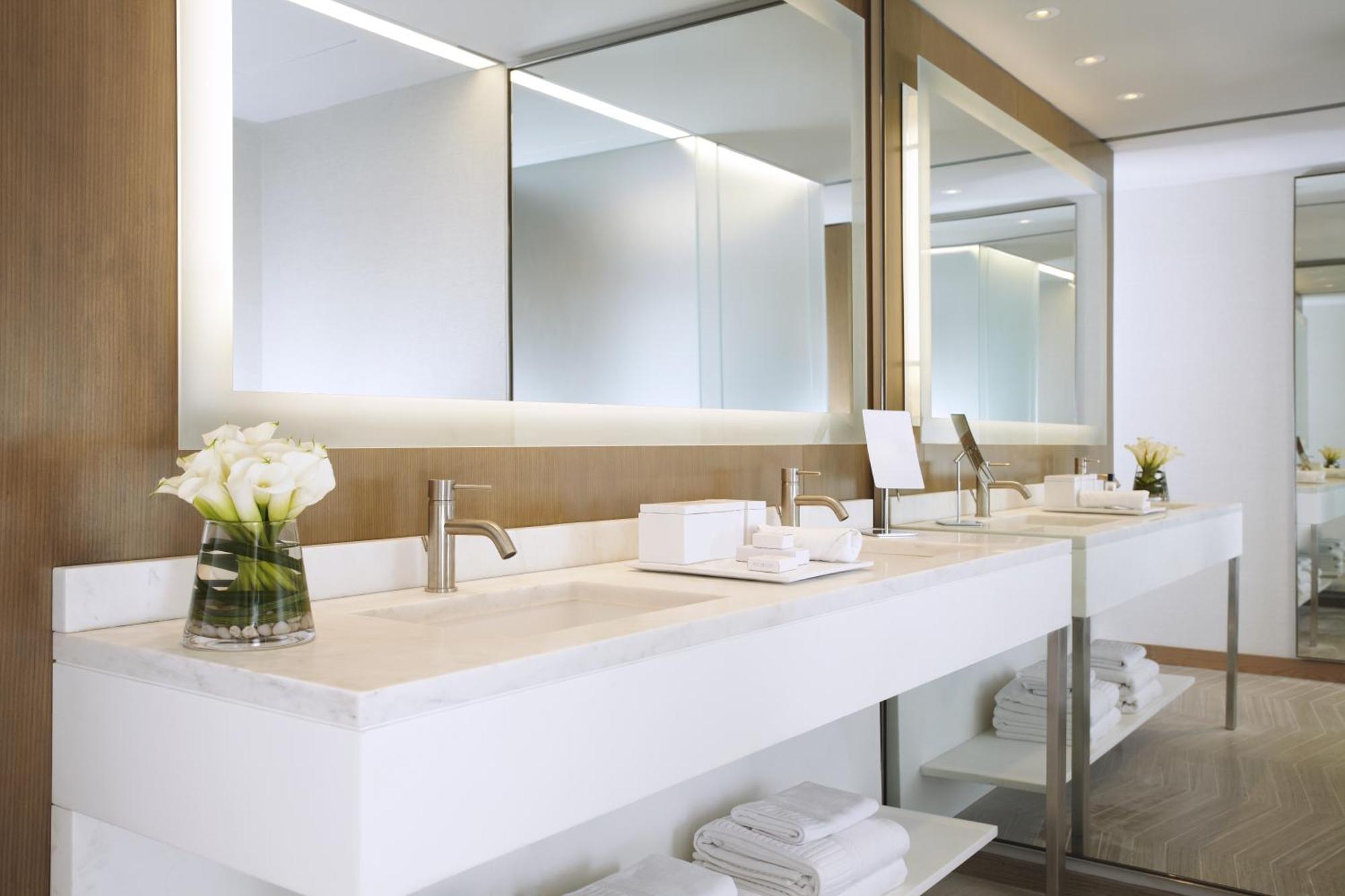 Premier City View Two Queen Beds