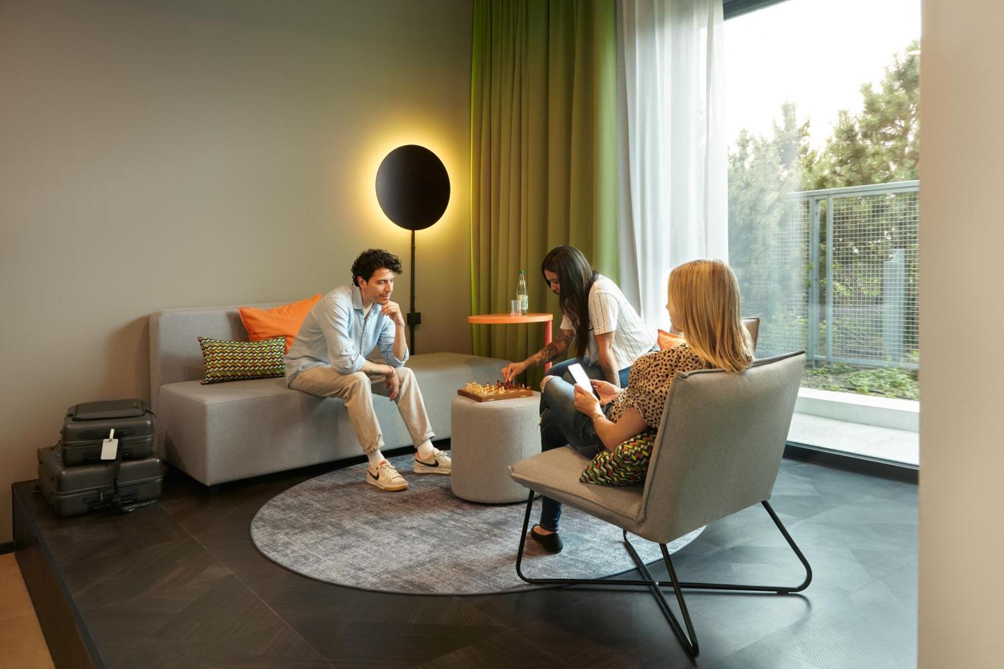 Suite with City View,1600896657:JPEG