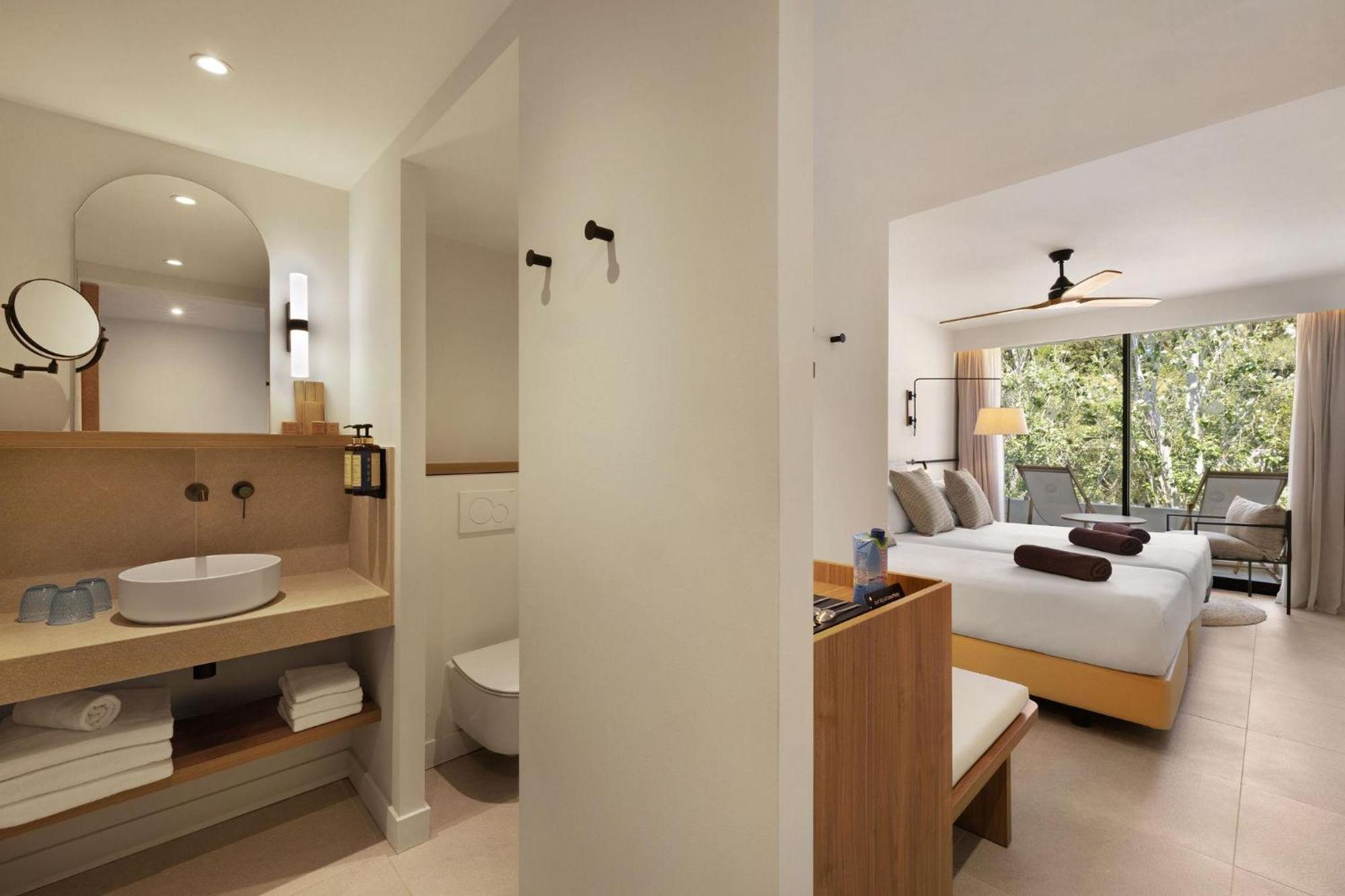 Triple Premium Room,1601678778:JPEG