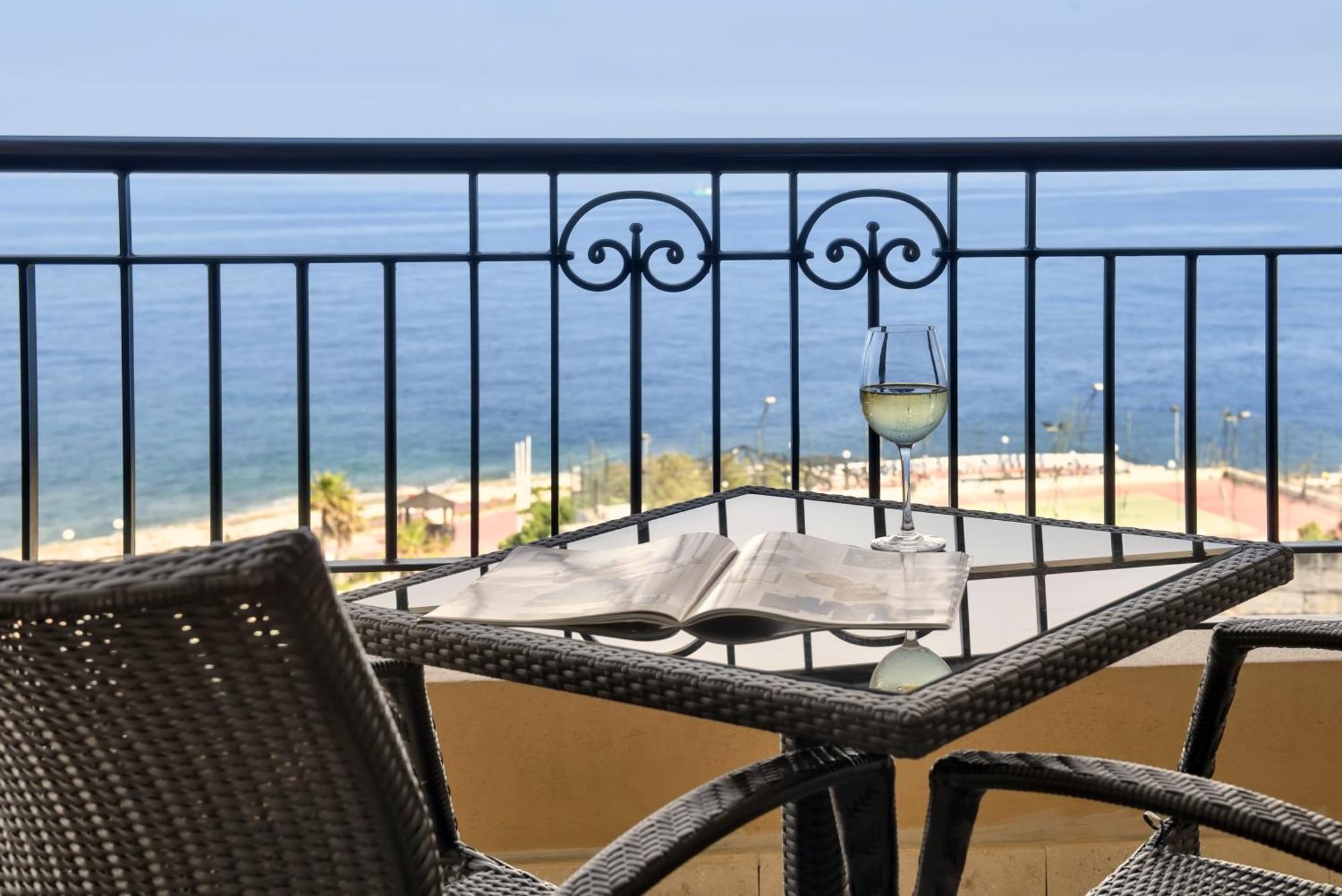 Superior Sea View Twin