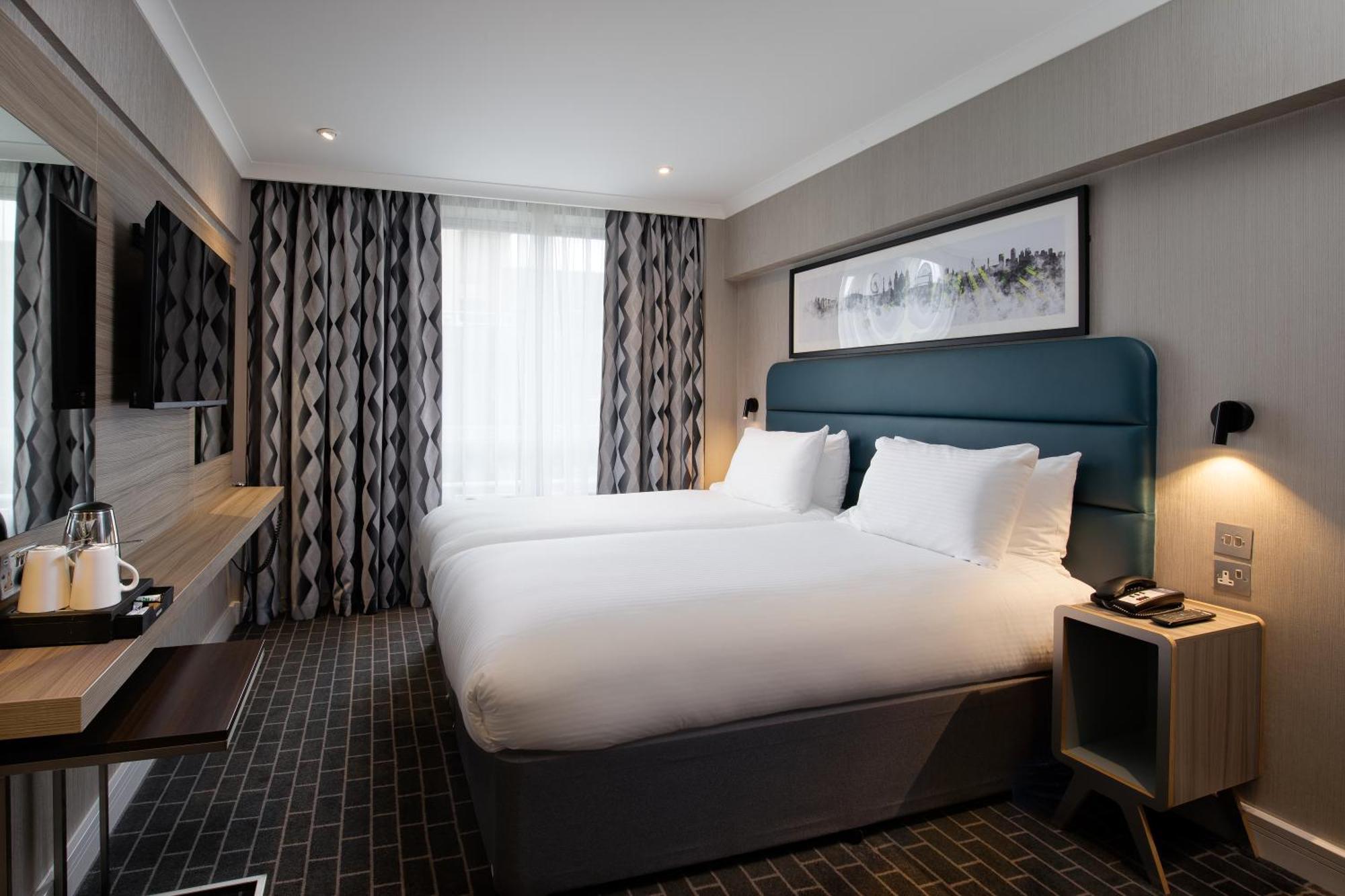 City Sleeper Twin Room