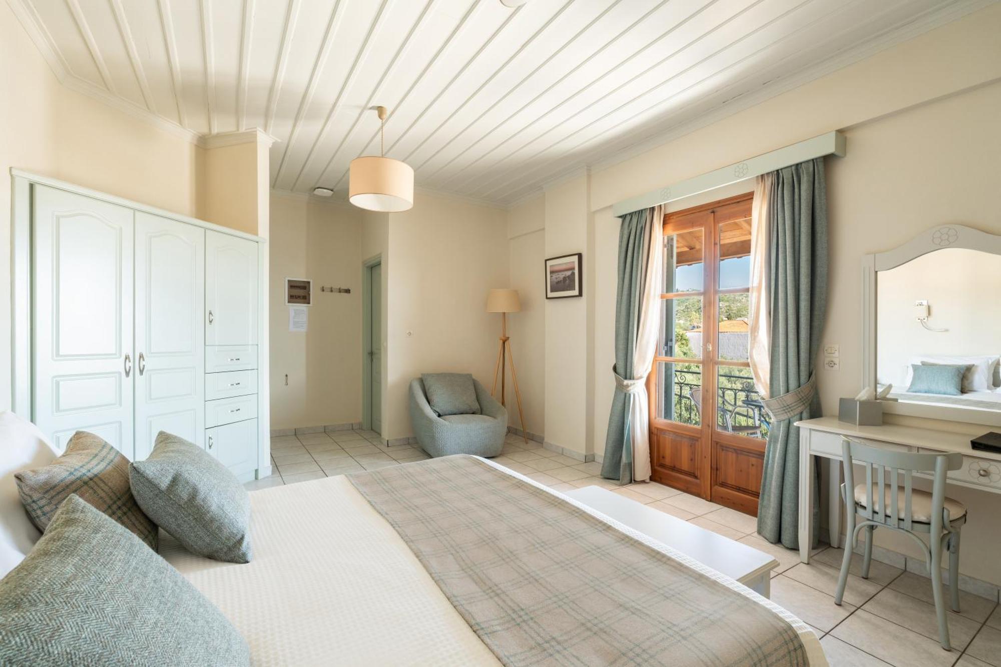 Two-Bedroom Apartment Side Sea View