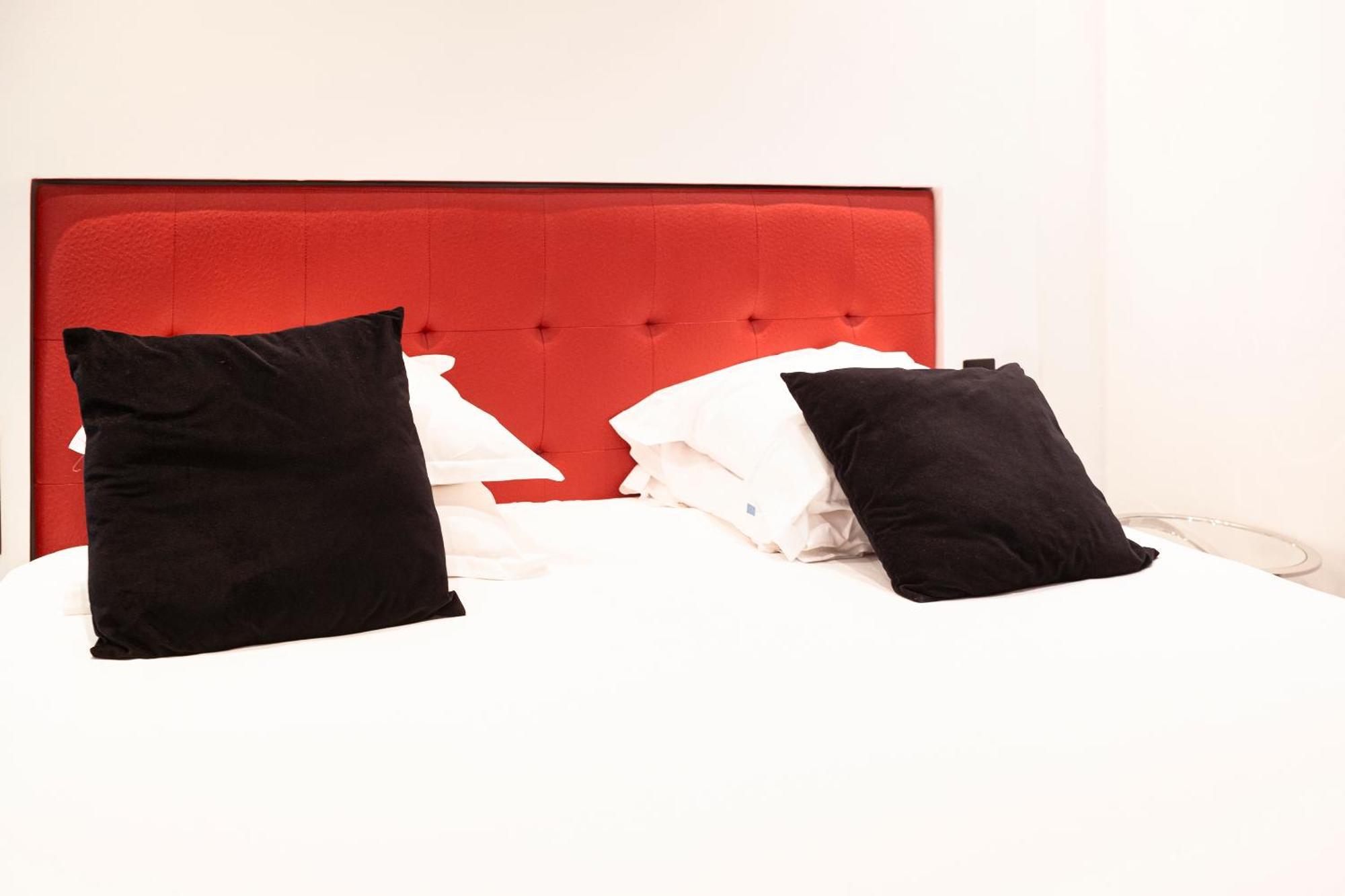 Large Double or Twin Room