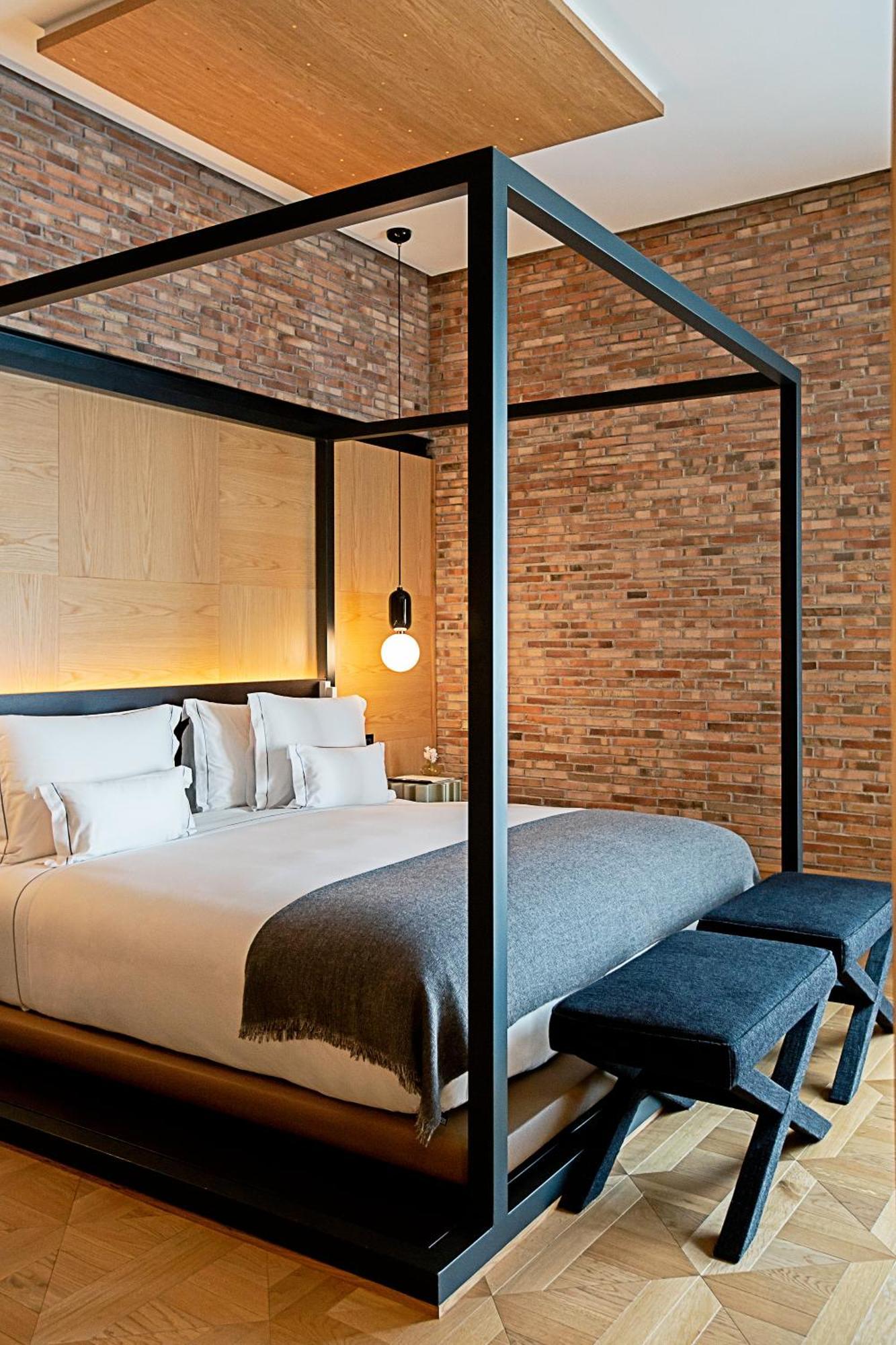 Penthouse Suite