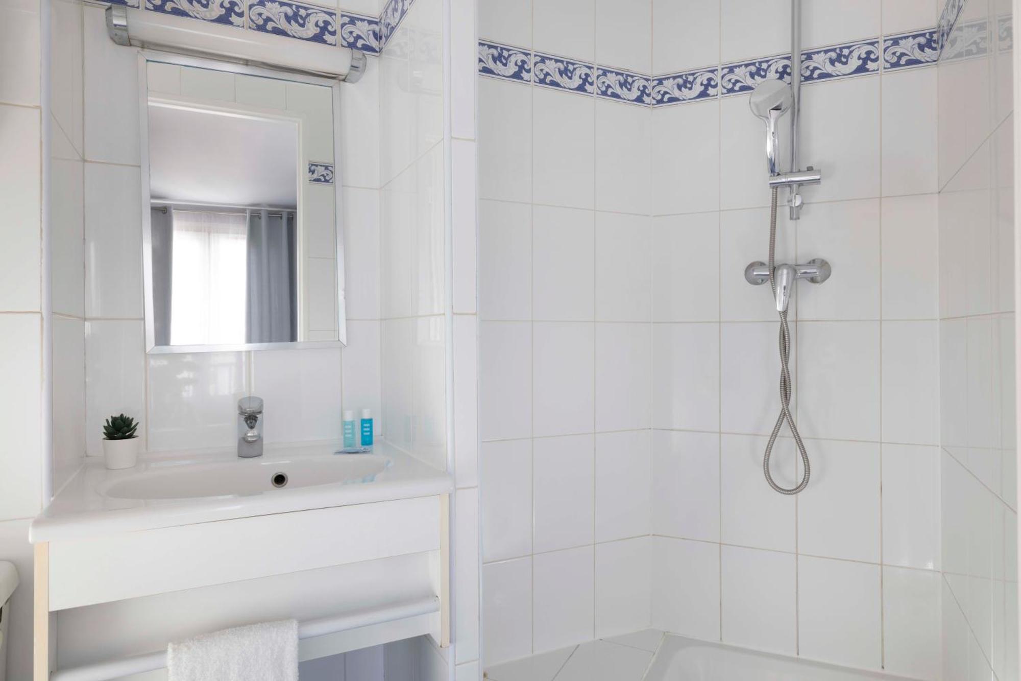 Budget Single Room