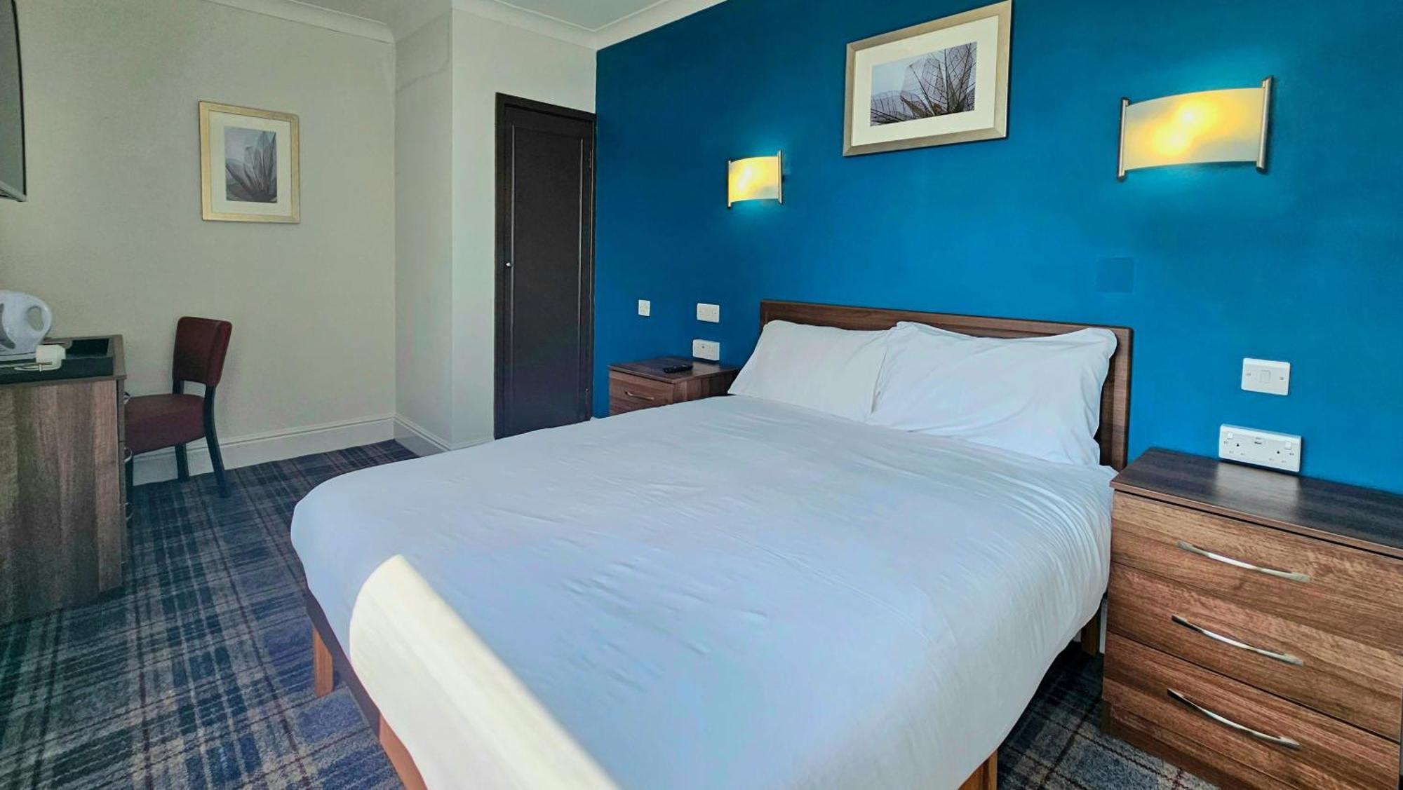 Double Room,1606042366:JPEG