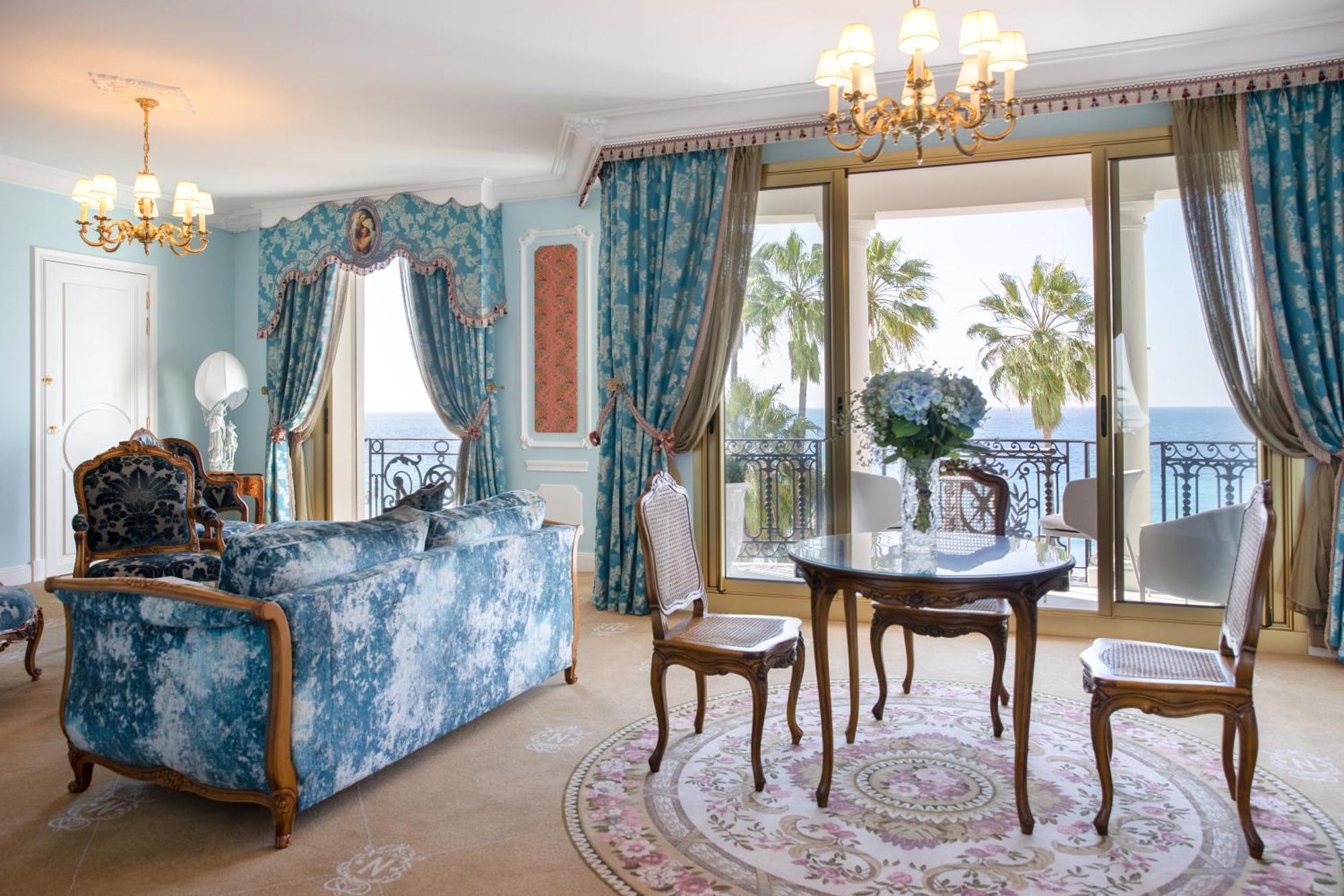 Two Bedroom Signature Suite Terrace Sea view
