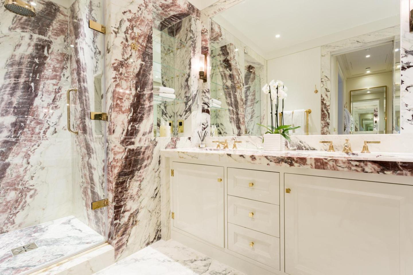 The Knightsbridge Suite