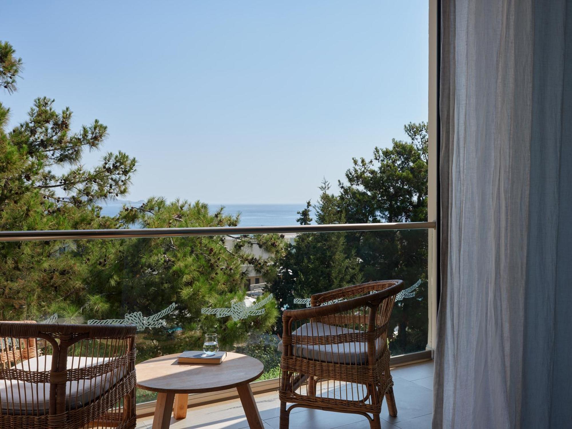 Superior Bungalow Suite Sea View