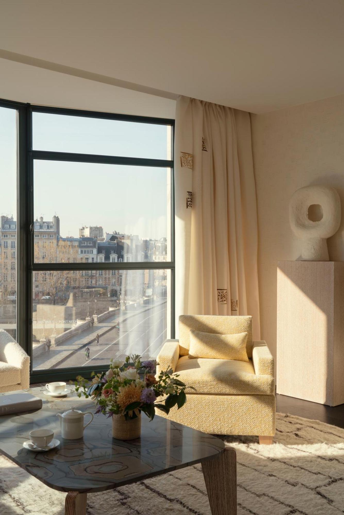 Seine Suite