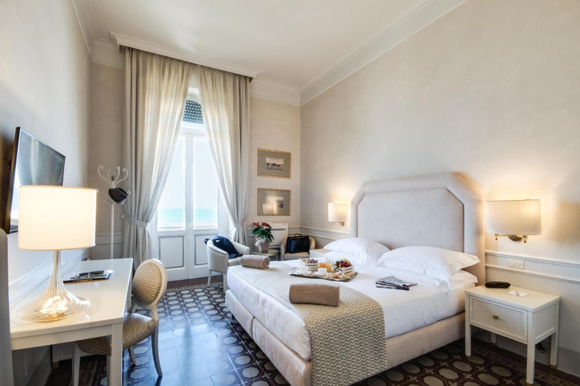 Double or Twin Room Partial Sea View