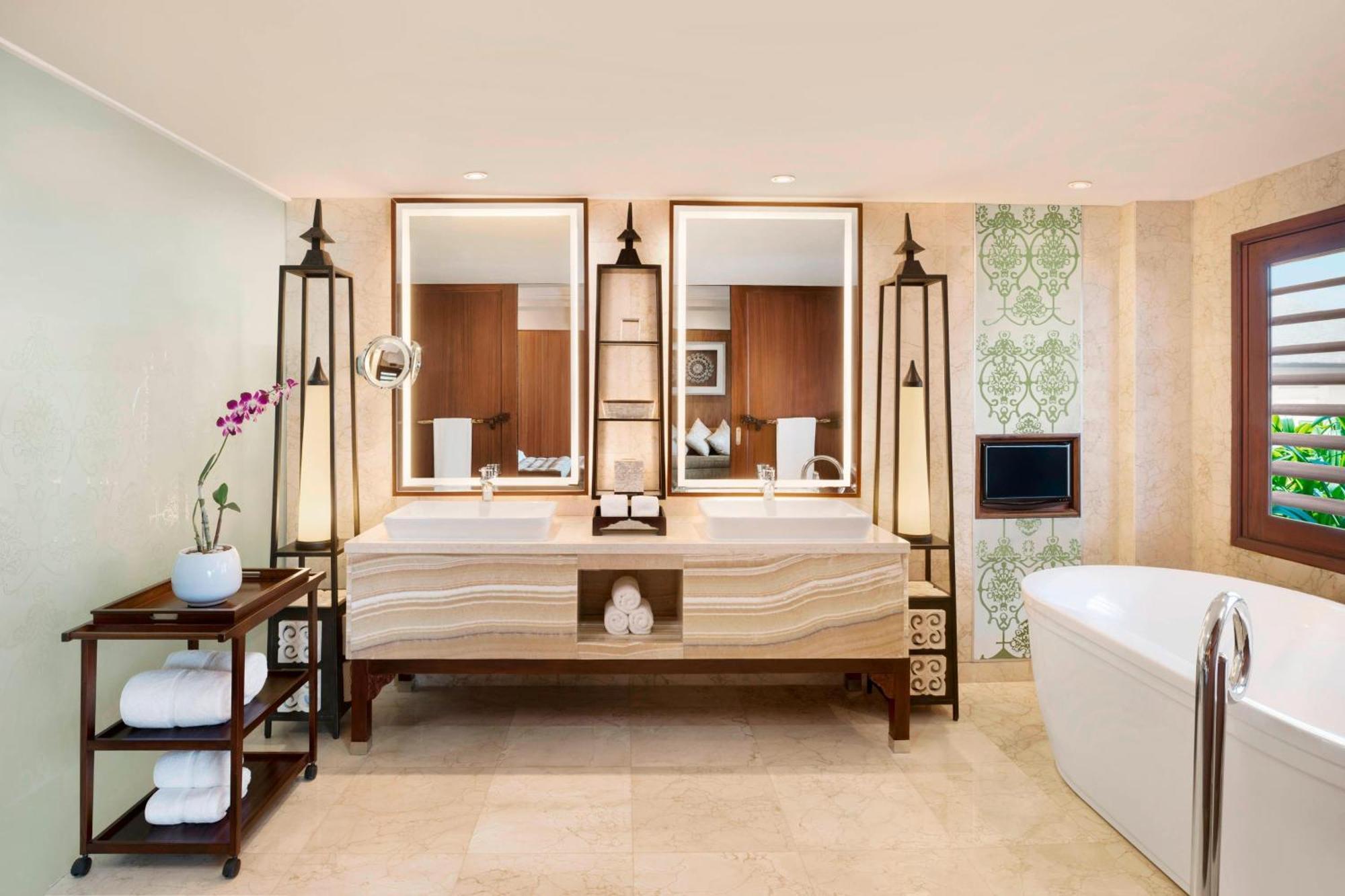 Grand Astor 2 Bedroom Presidential Suite Sea facing view Complimentary Airport Transfer