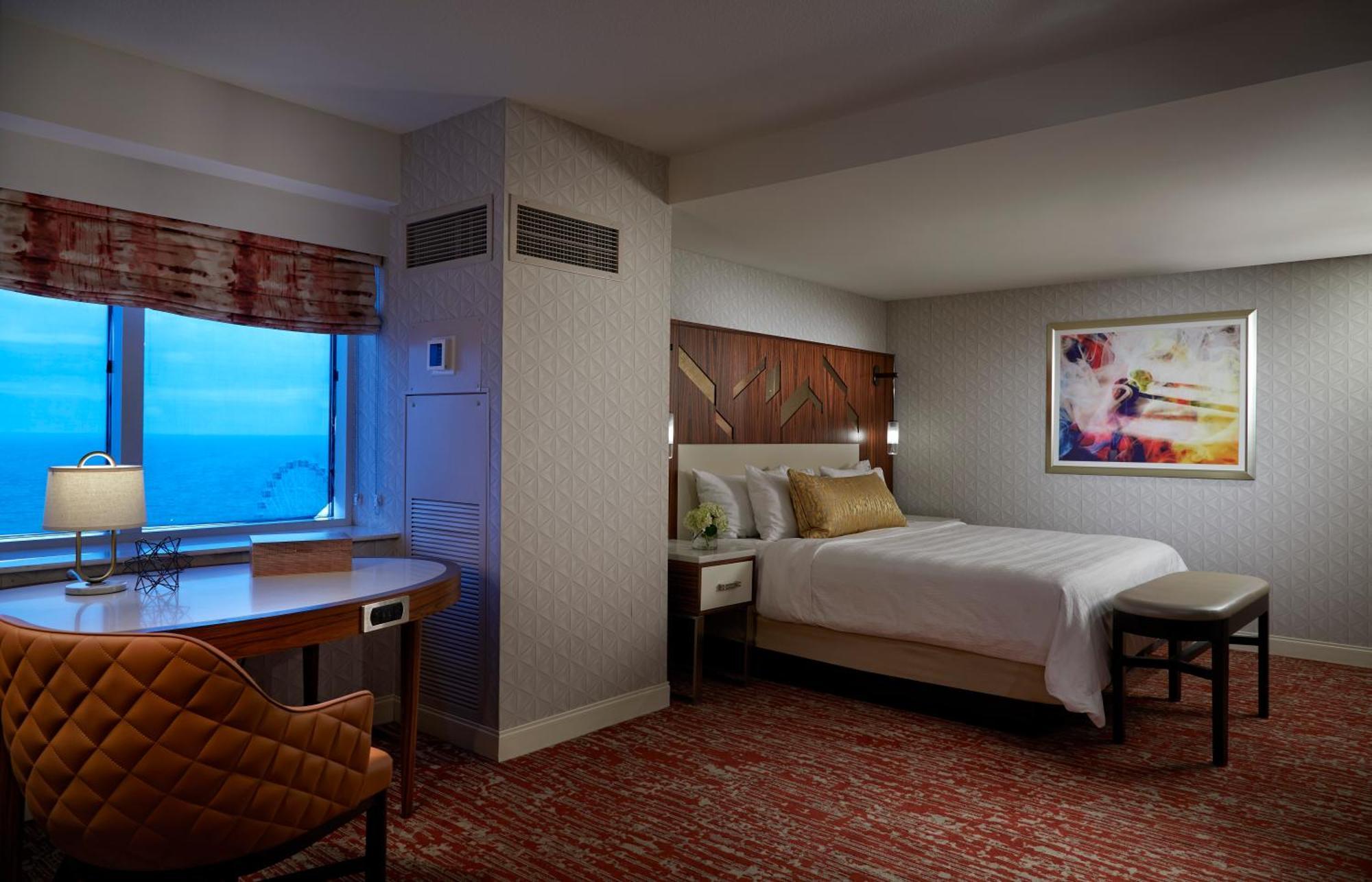 South Tower Apollo Ocean Suite