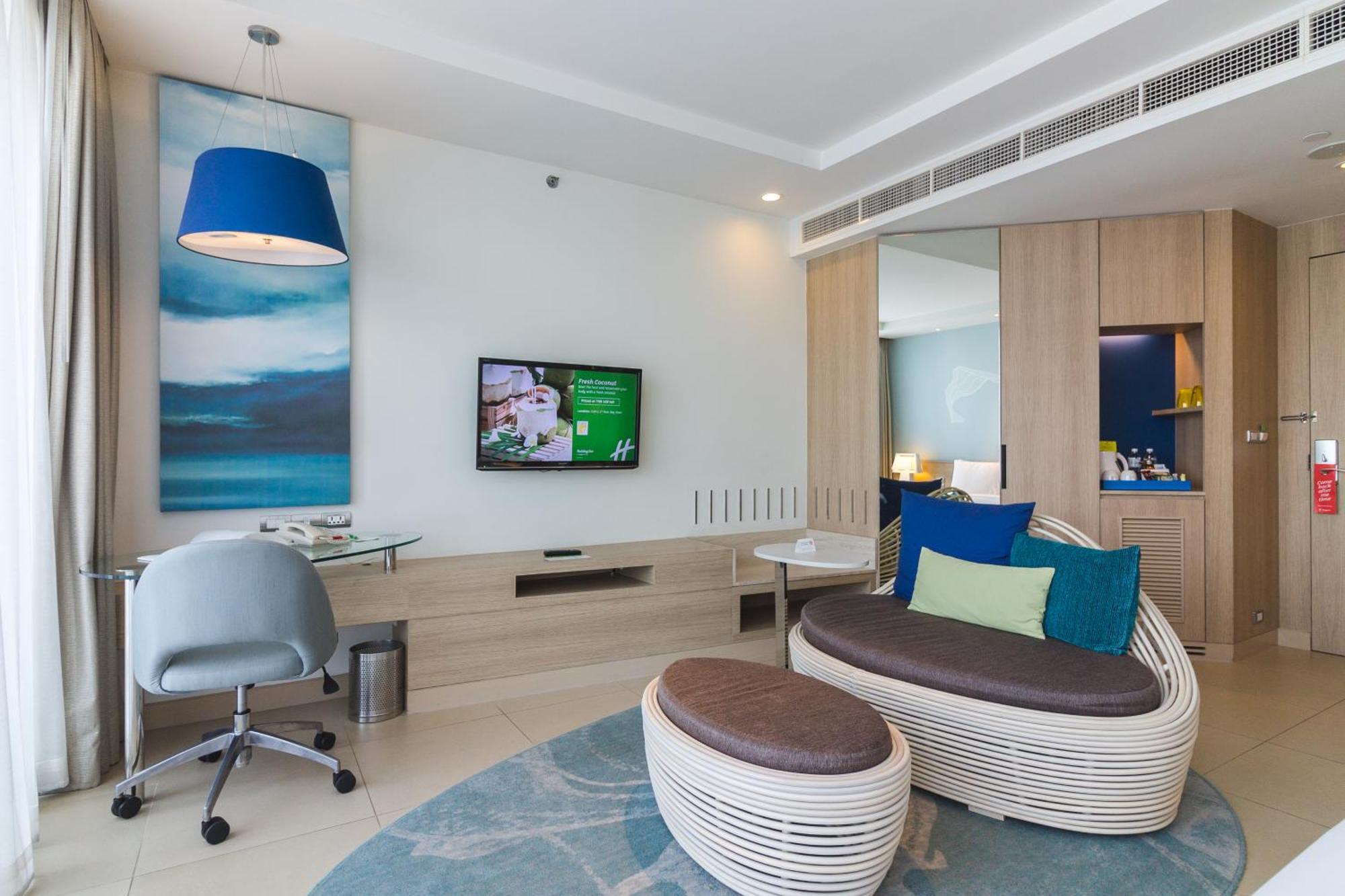 Standard King Room with Club Access - Executive Tower,1533405814:JPEG