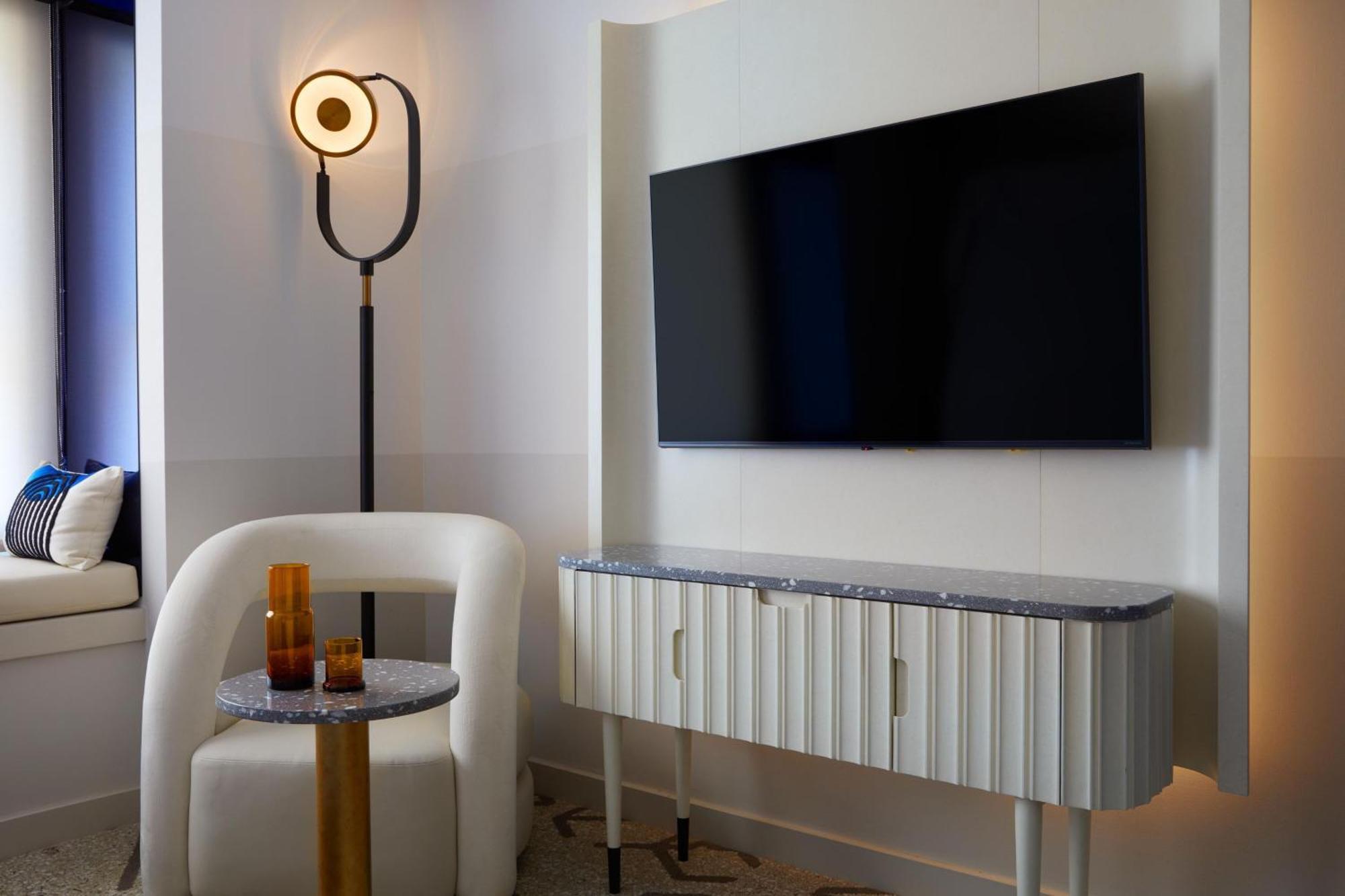 Premier Room, Guest Room, 2 Queen