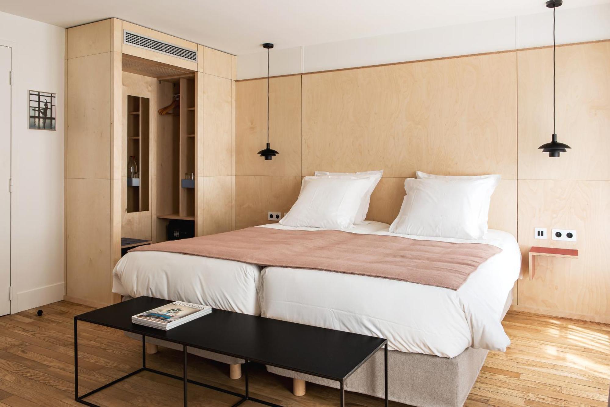 Two Connecting Double Rooms