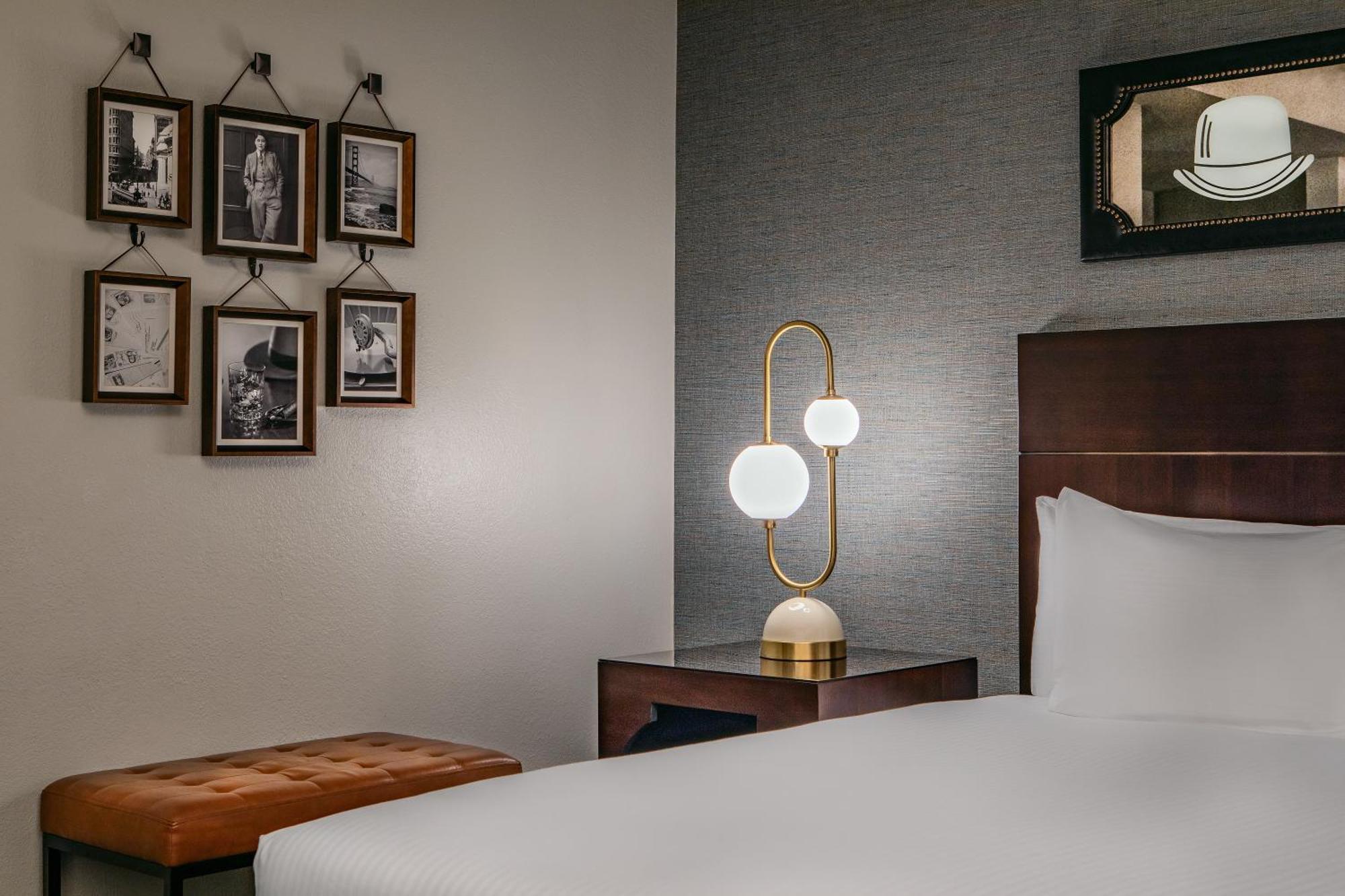 Rom Deluxe med queen-size-seng