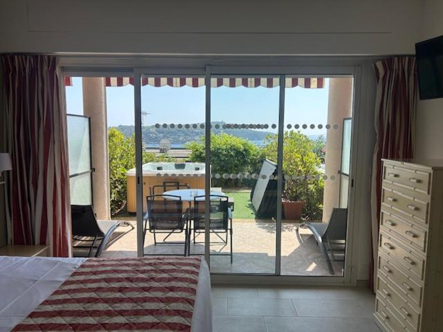 Double Prestige Room with Jacuzzi