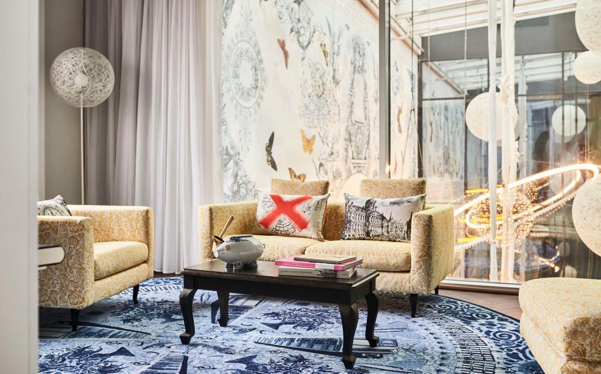 Andaz Suite