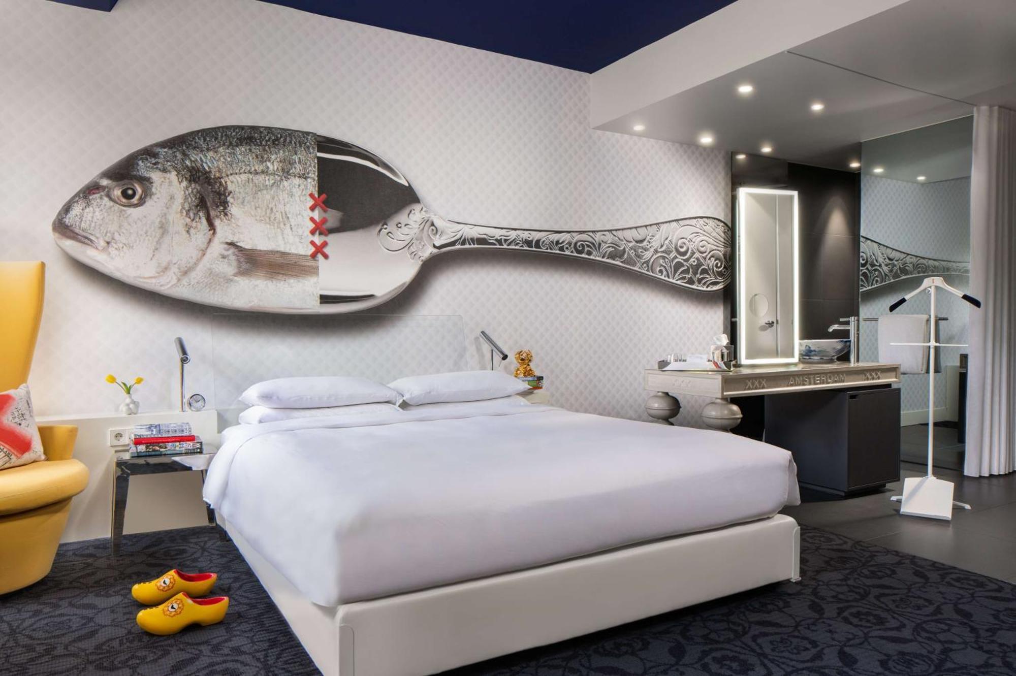 Queen Room Canal View