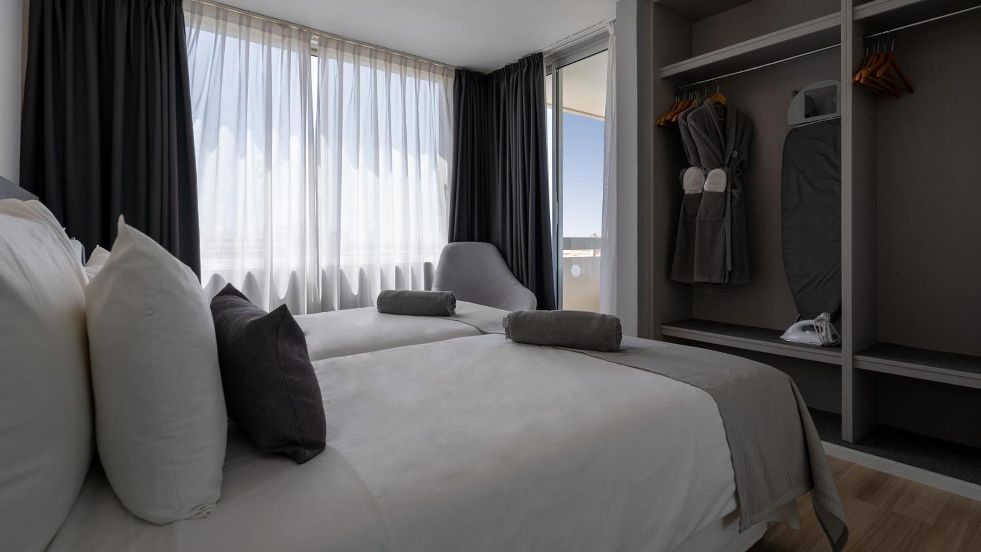 Juniorsuite med bassengutsikt (2 voksne)
