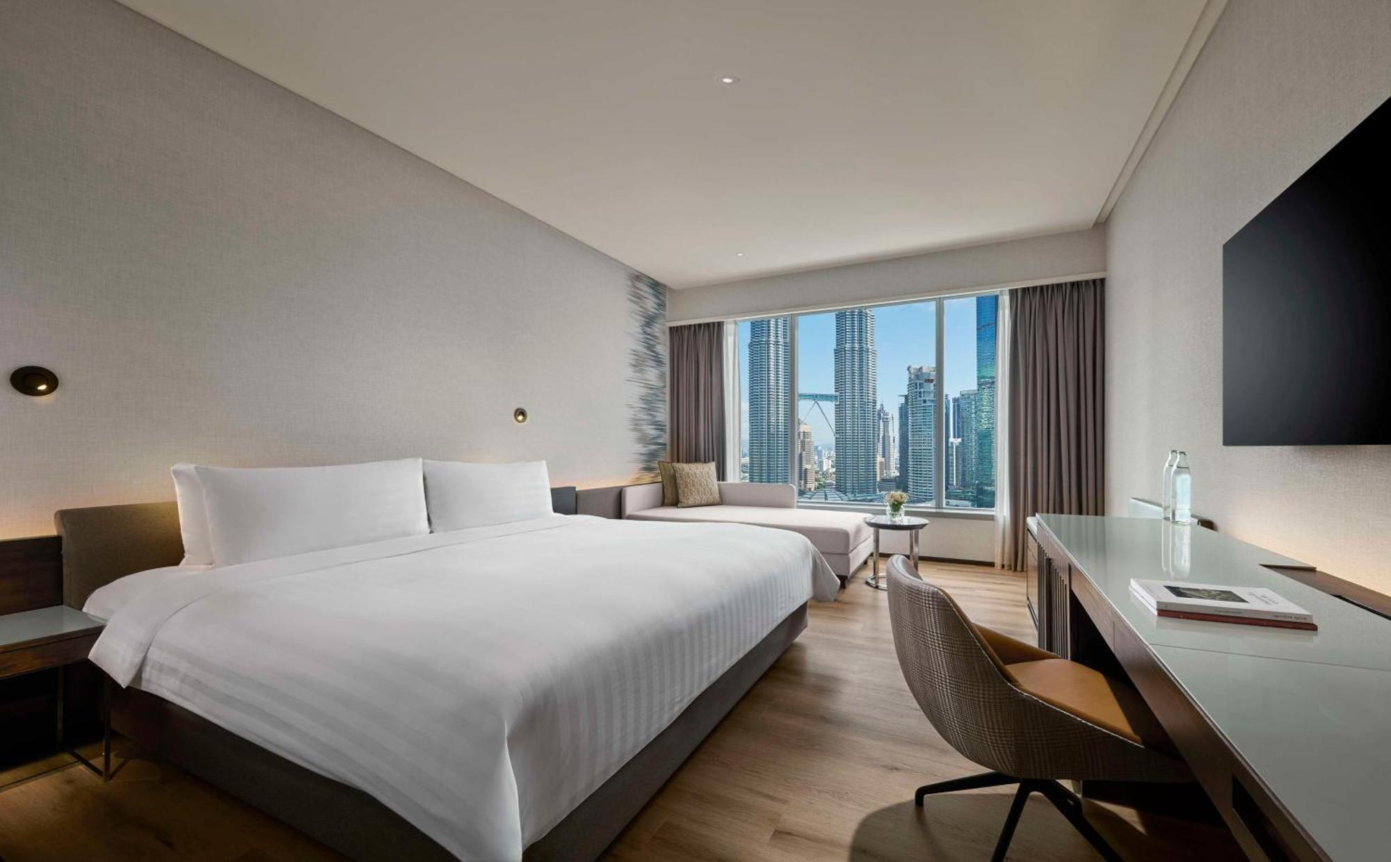 Deluxe Twin Towers View Room Newly Refurbished,1277687929:JPEG