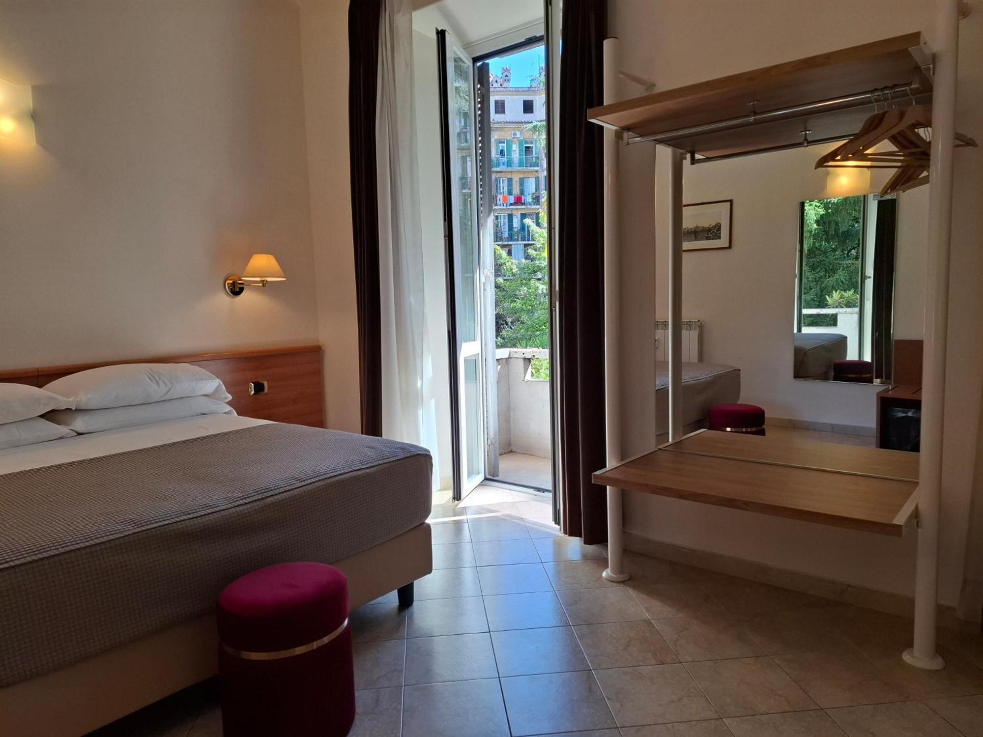 Double or Twin Room Balcony