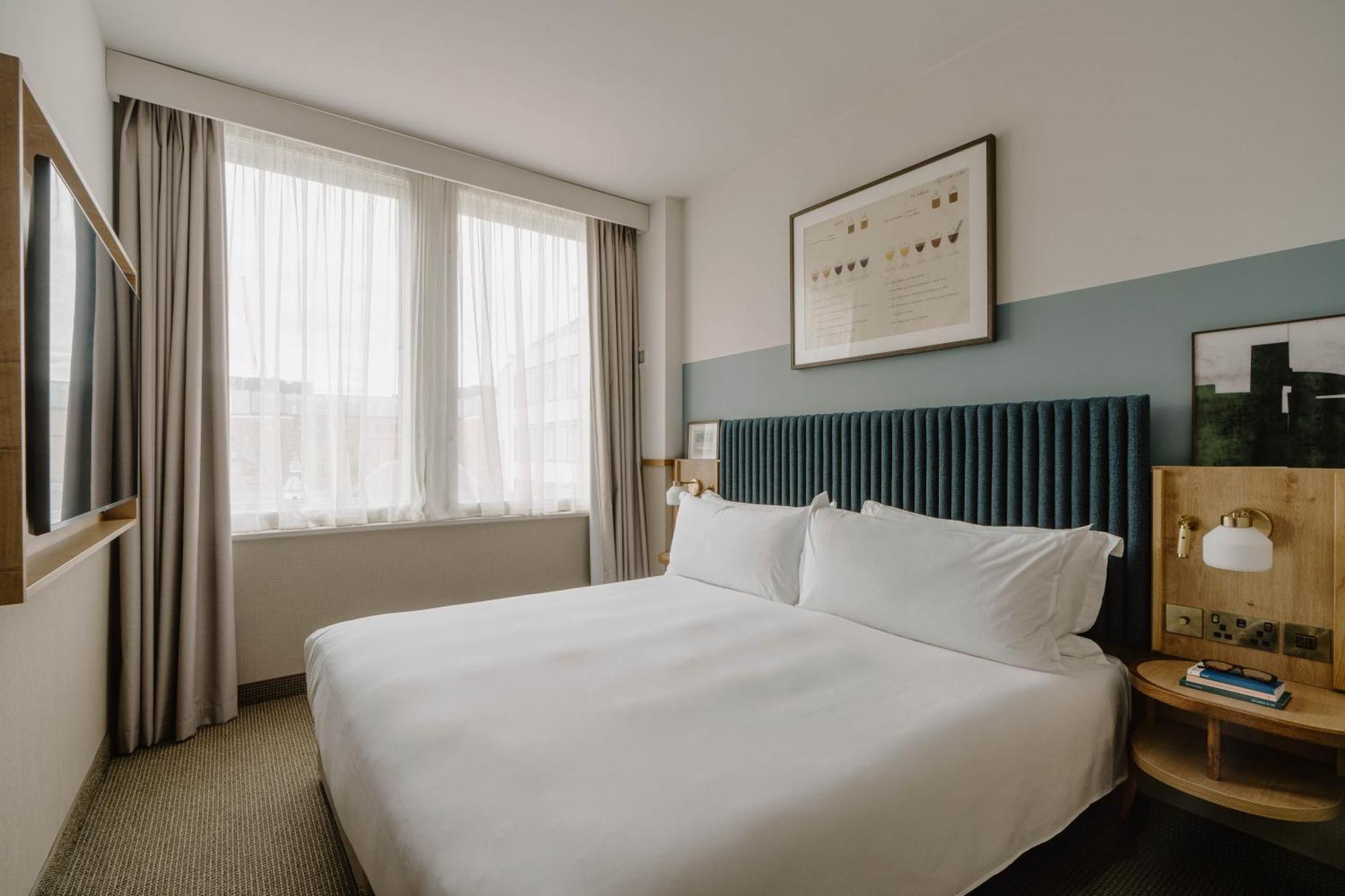 One Room Suite Kitchenette