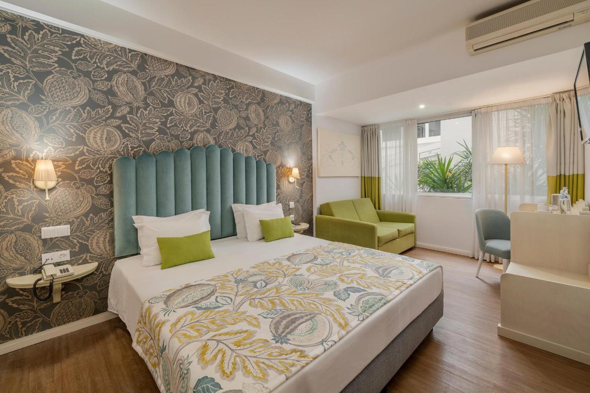 Standard Quadruple Room,1614796226:JPEG