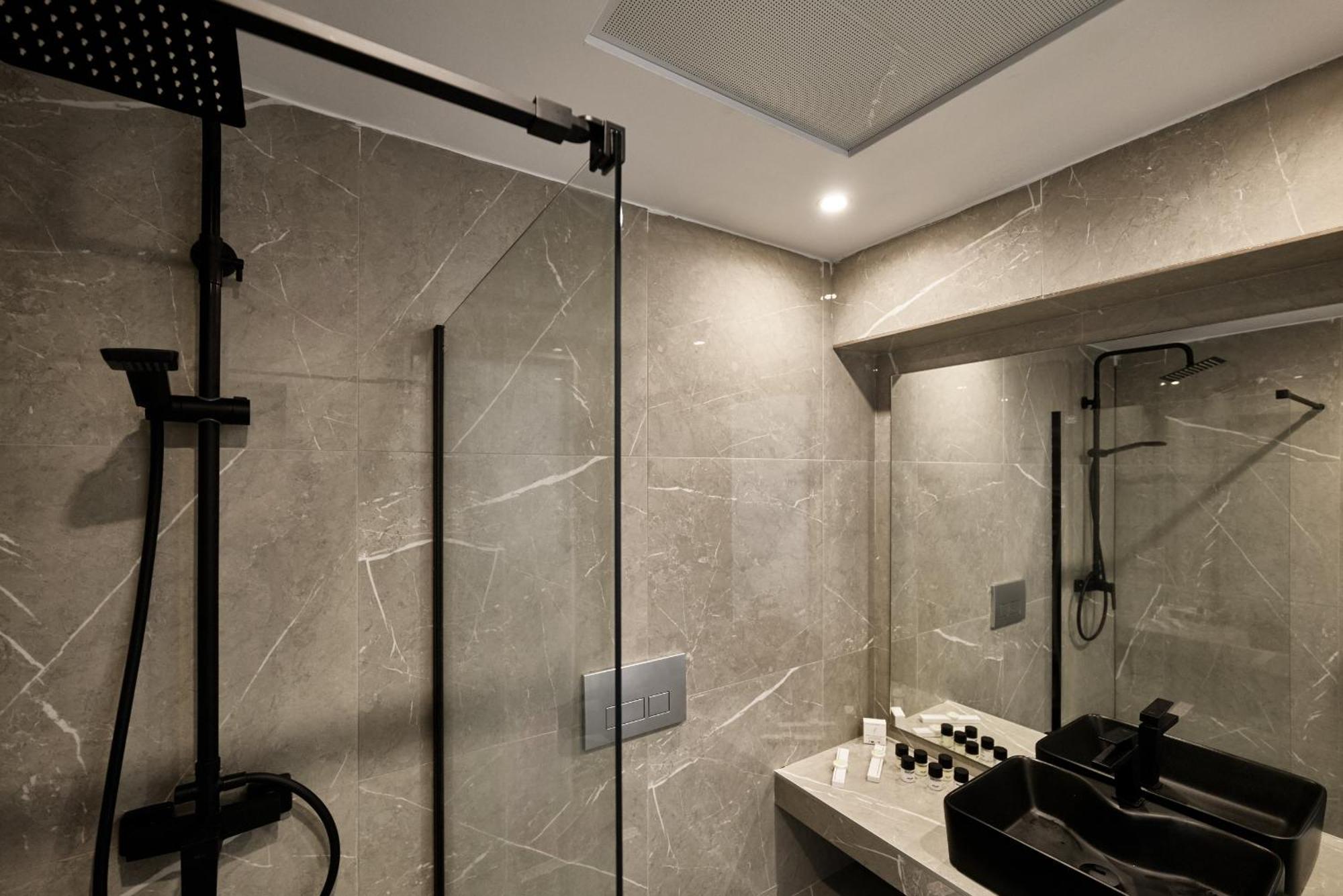 Duplex Quadruple Room