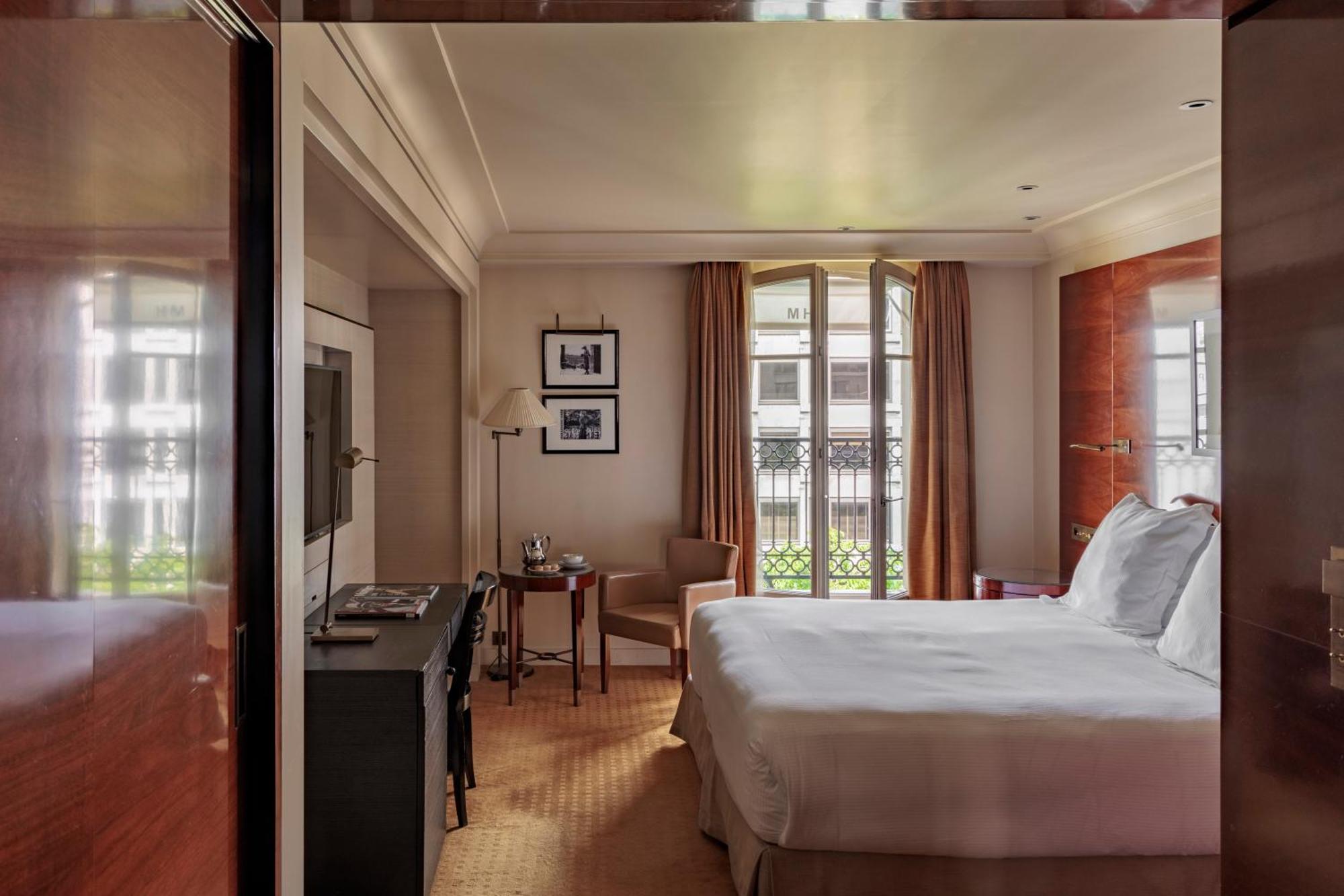 Deluxe Double Room City View
