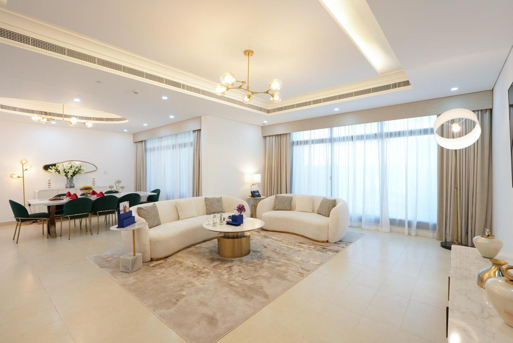 Majestic Private Pool Five Bedroom Suite on F&B Heart of Kite Beach