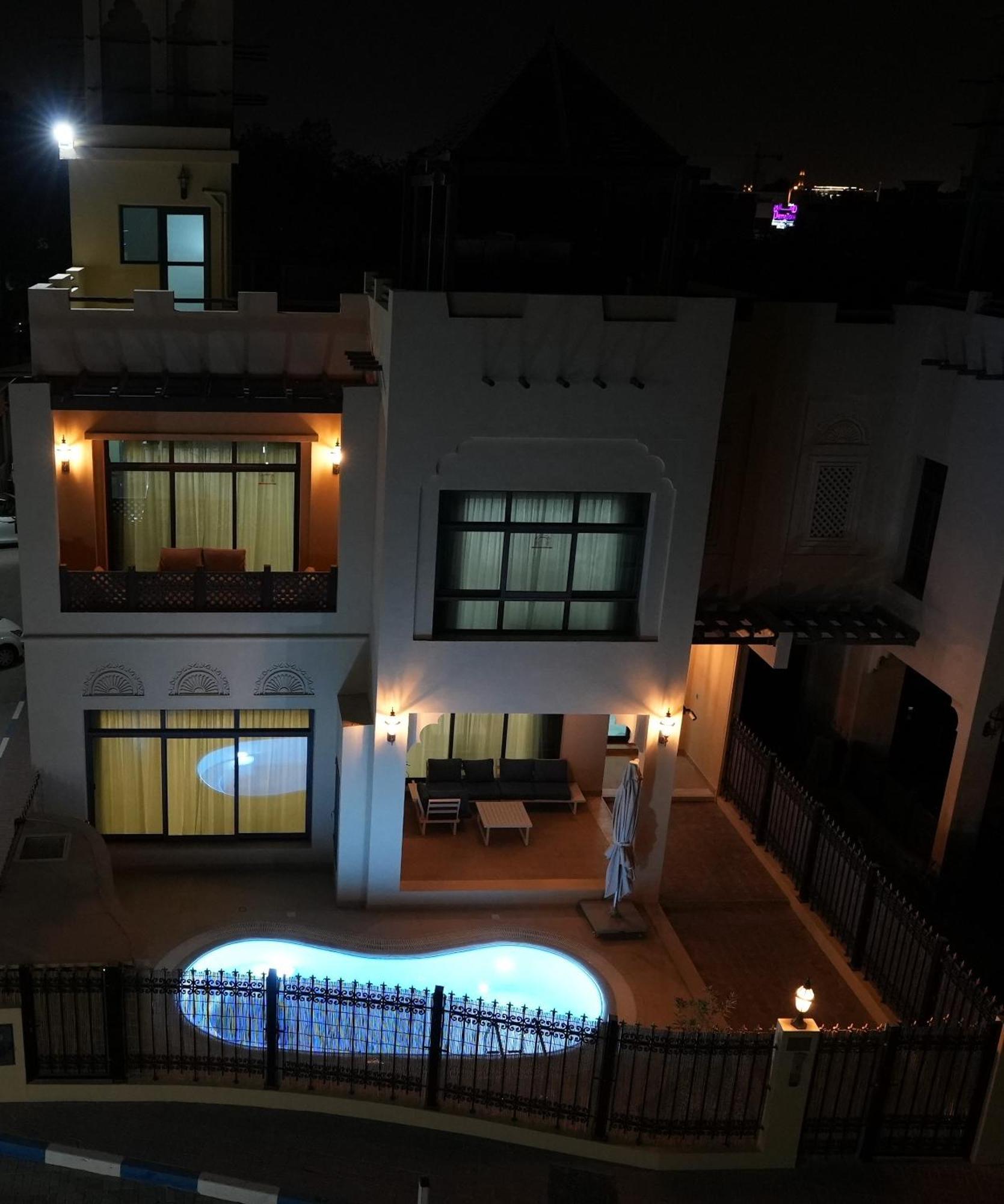 Majestic Private Pool Five Bedroom Suite on F&B Heart of Kite Beach