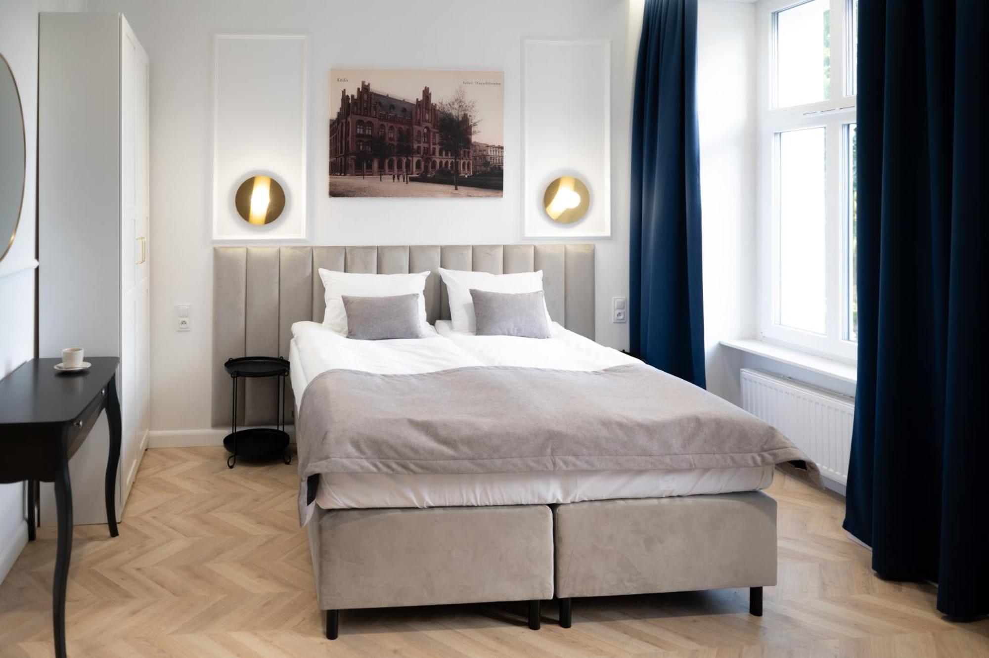 Large Double Room