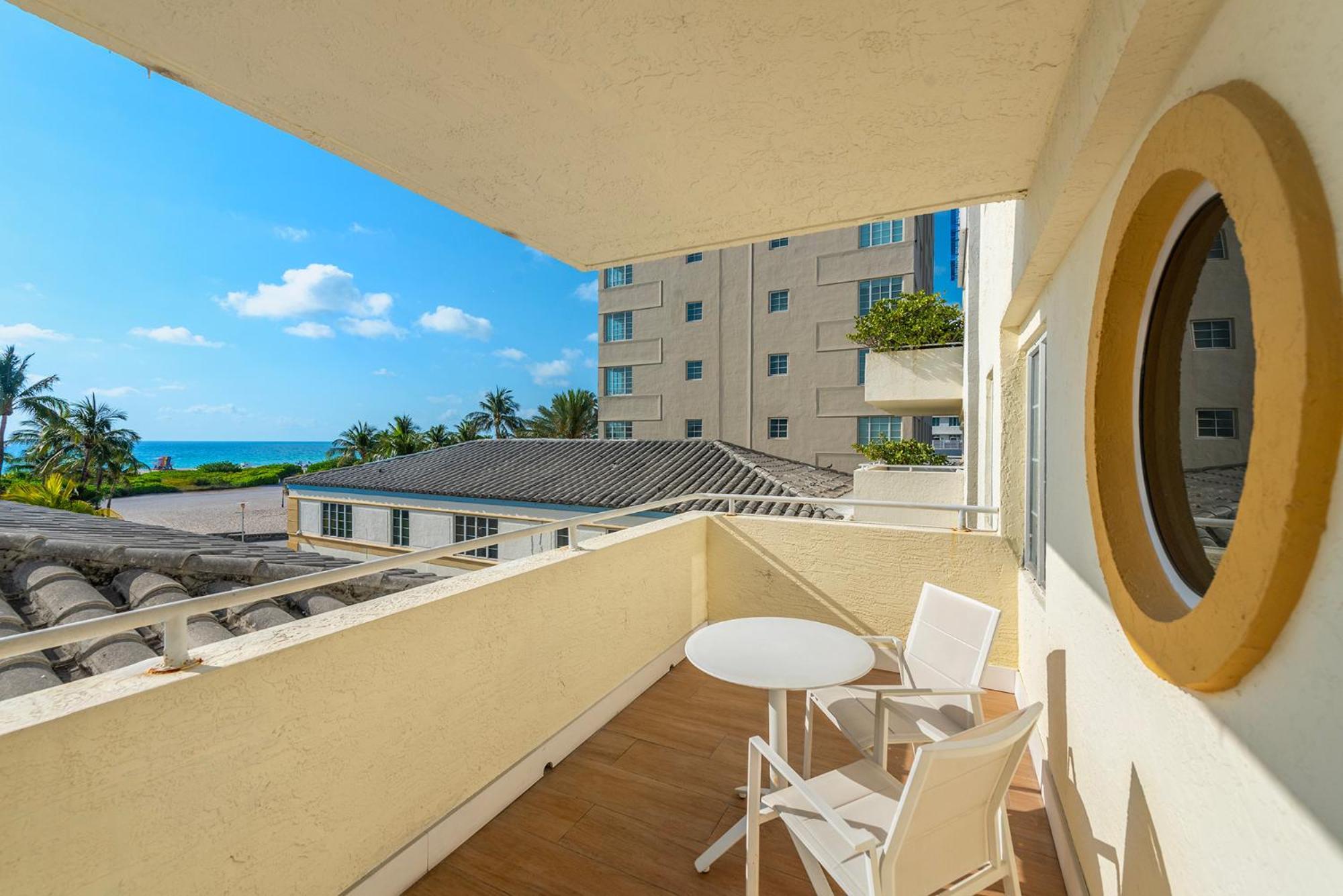 Balcony Oceanview,1663739789:JPEG