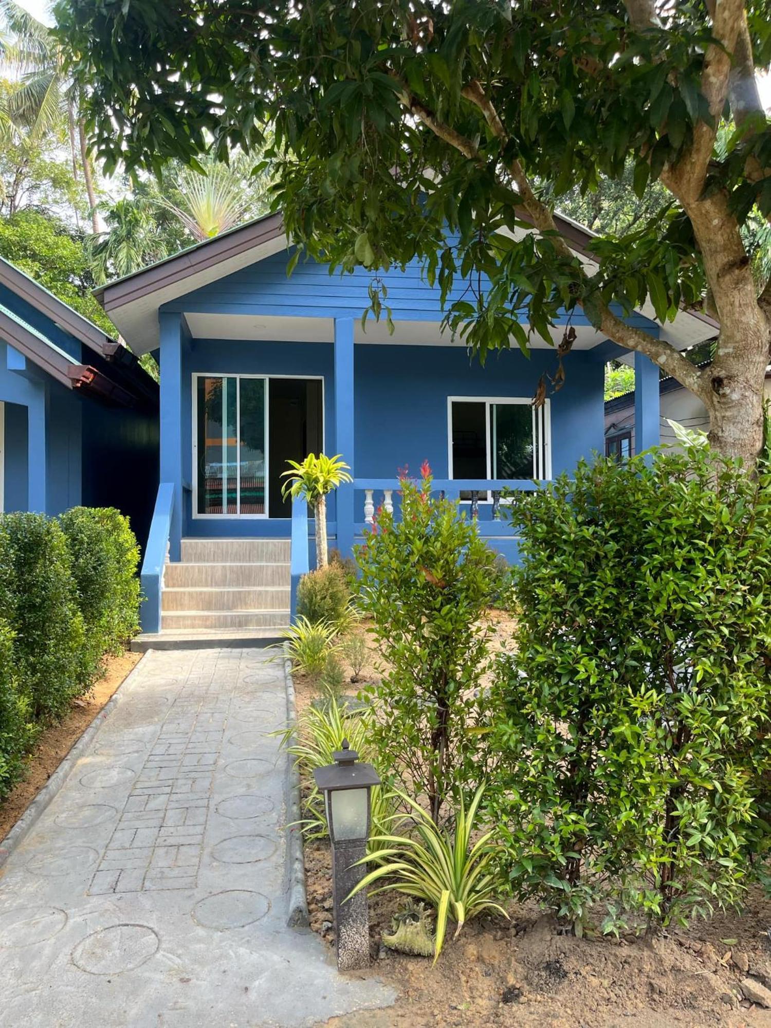 Bungalow Family