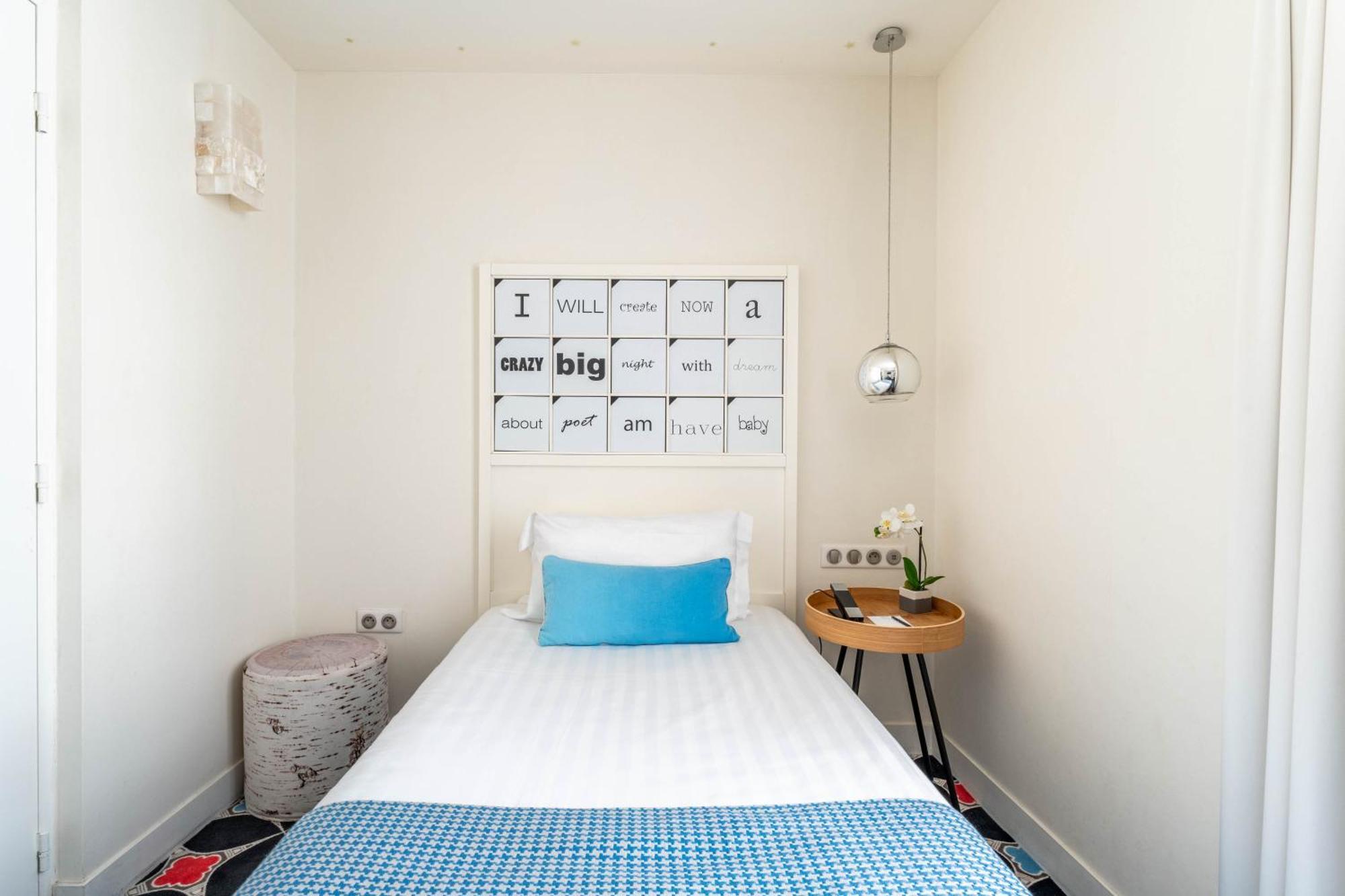 Connecting Rooms 2 Bedrooms