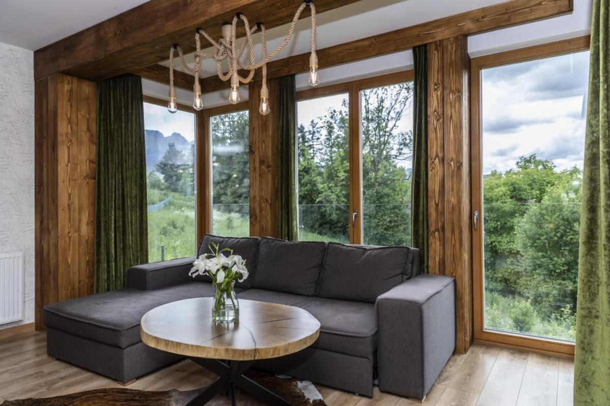 Two-Bedroom Apartment Mountain View