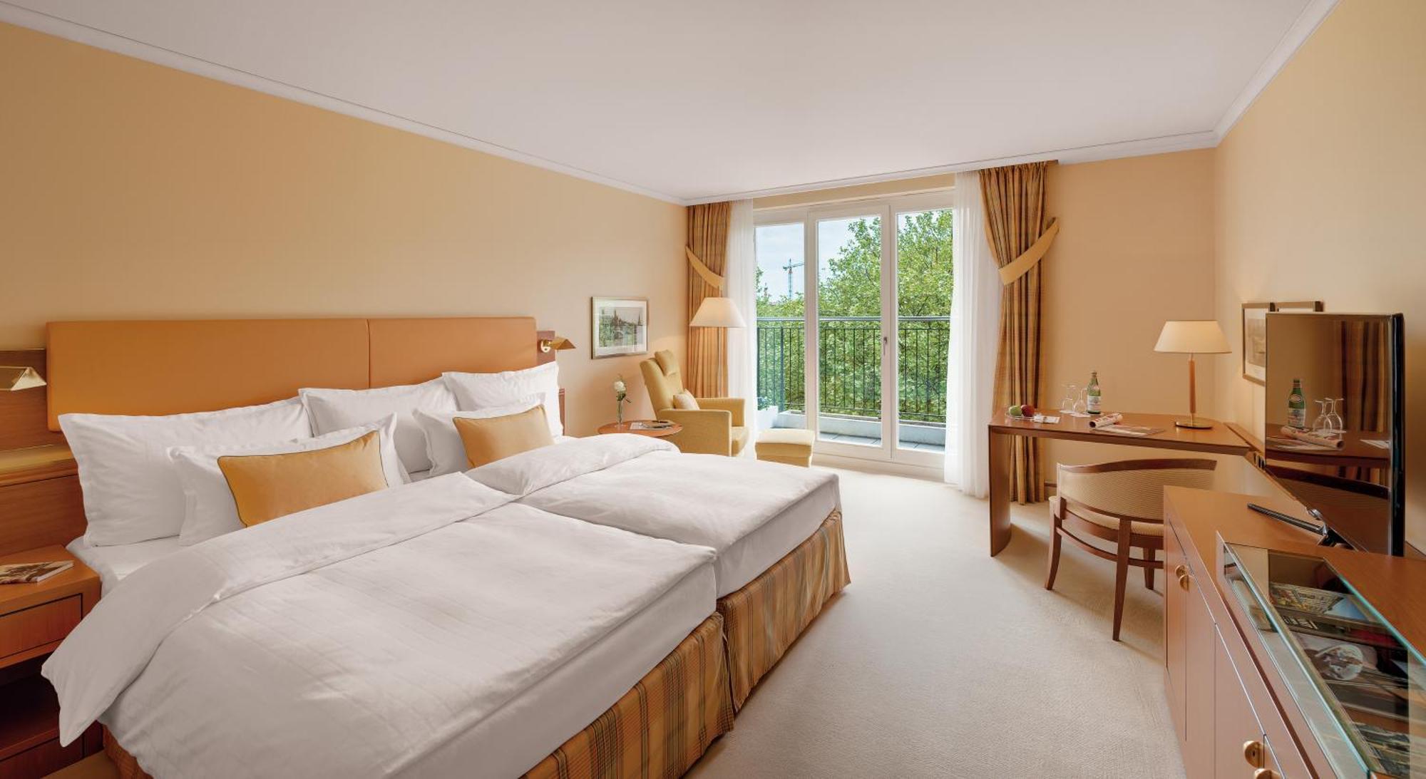 Superior Double Room Park View