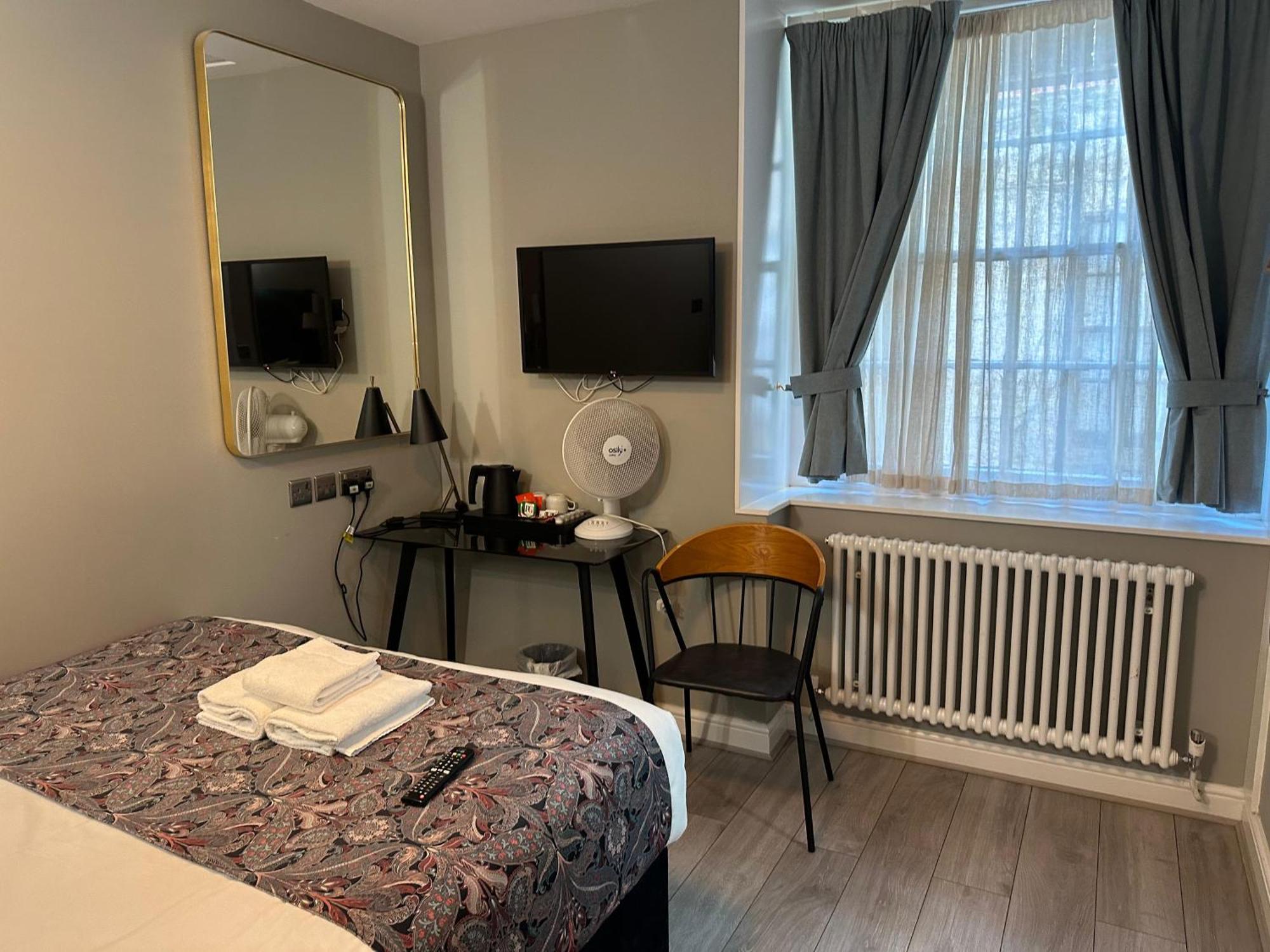 Economy Double Room