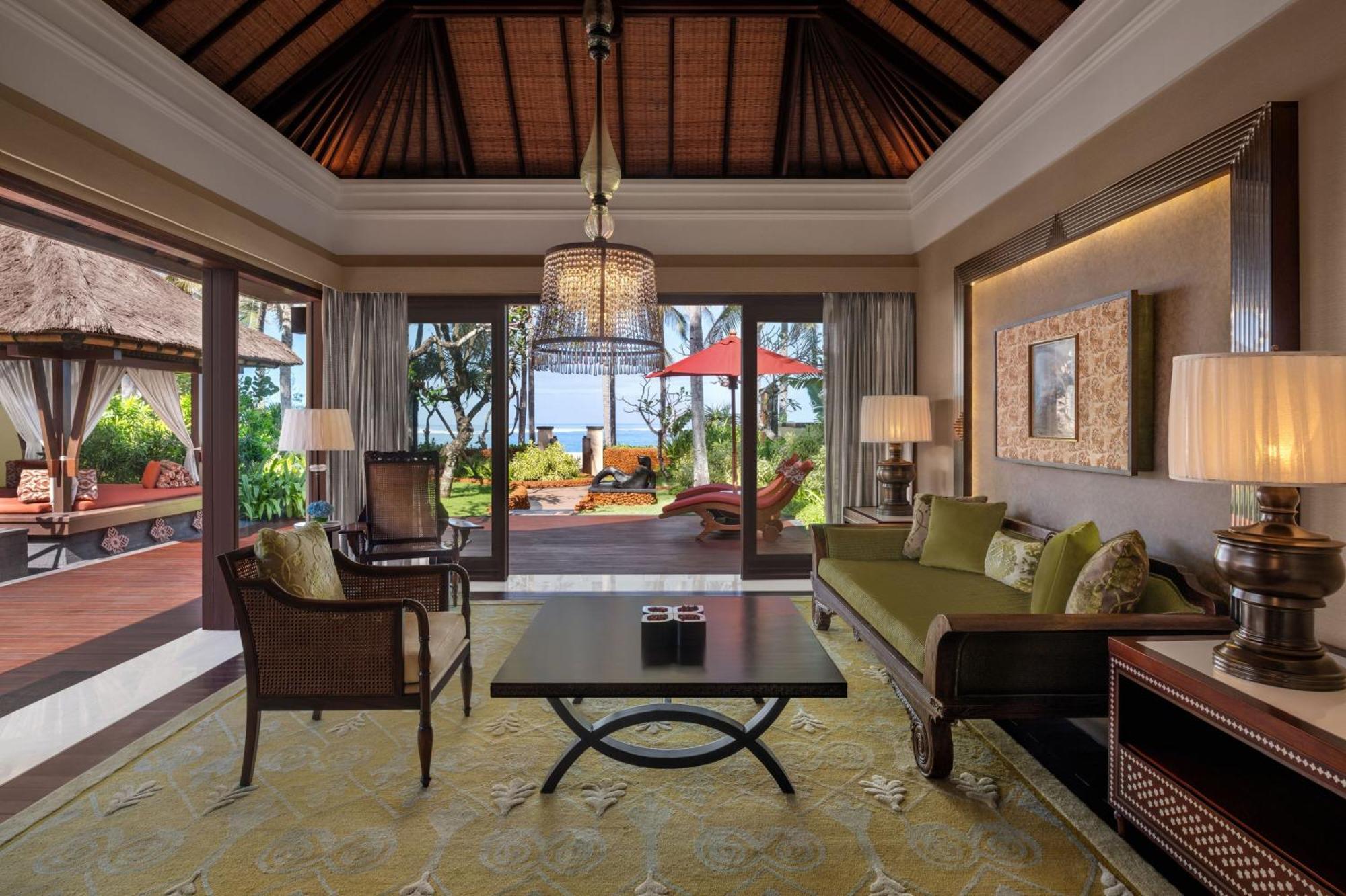 The Strand Villa 1 Bedroom Villa 1 King Oceanfront Private Pool Complimentary Airport Transfer