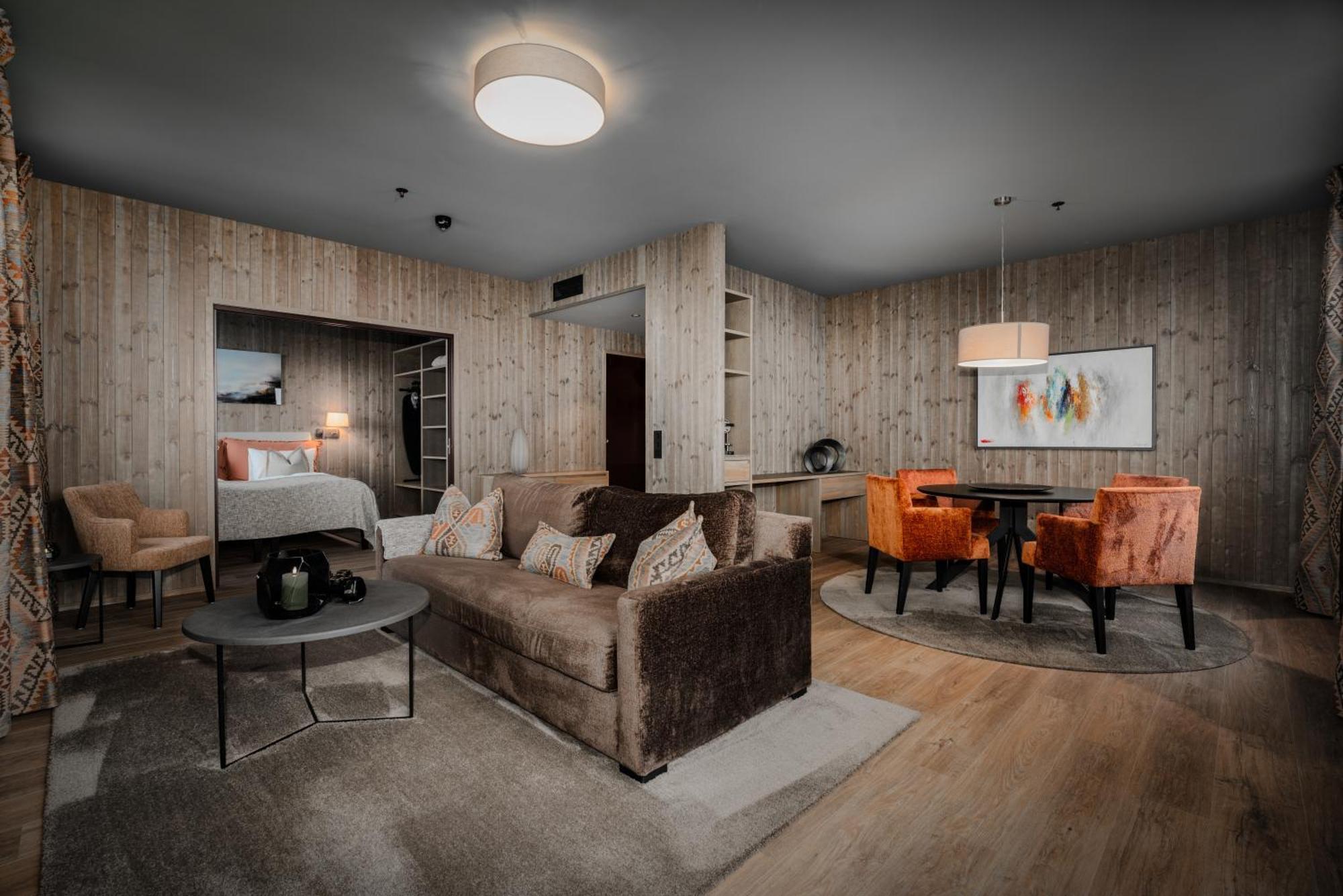 Juniorsuite med udsigt til bjerge