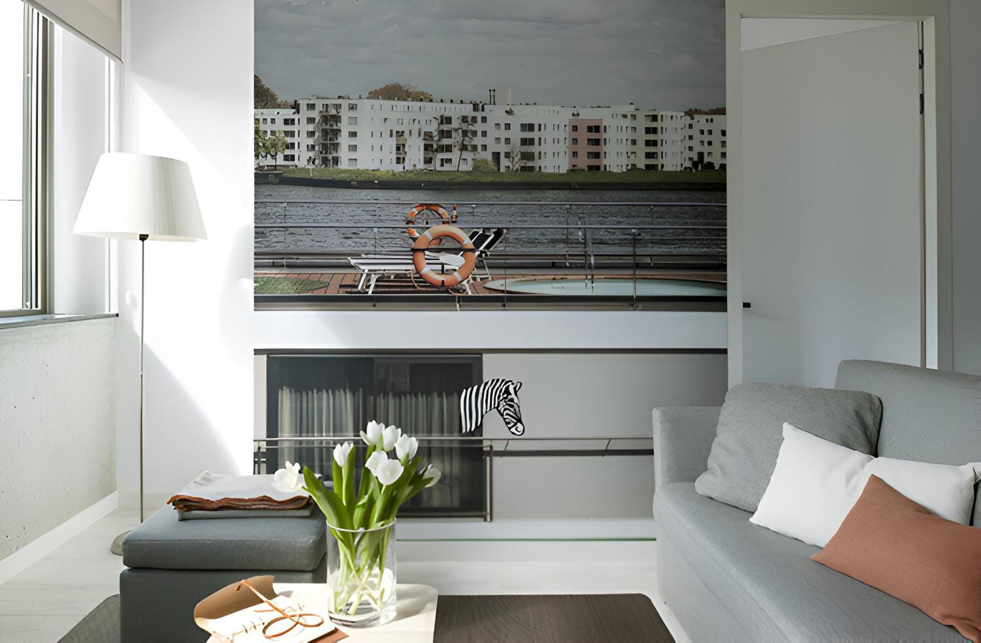Two-Bedroom Apartment City Side